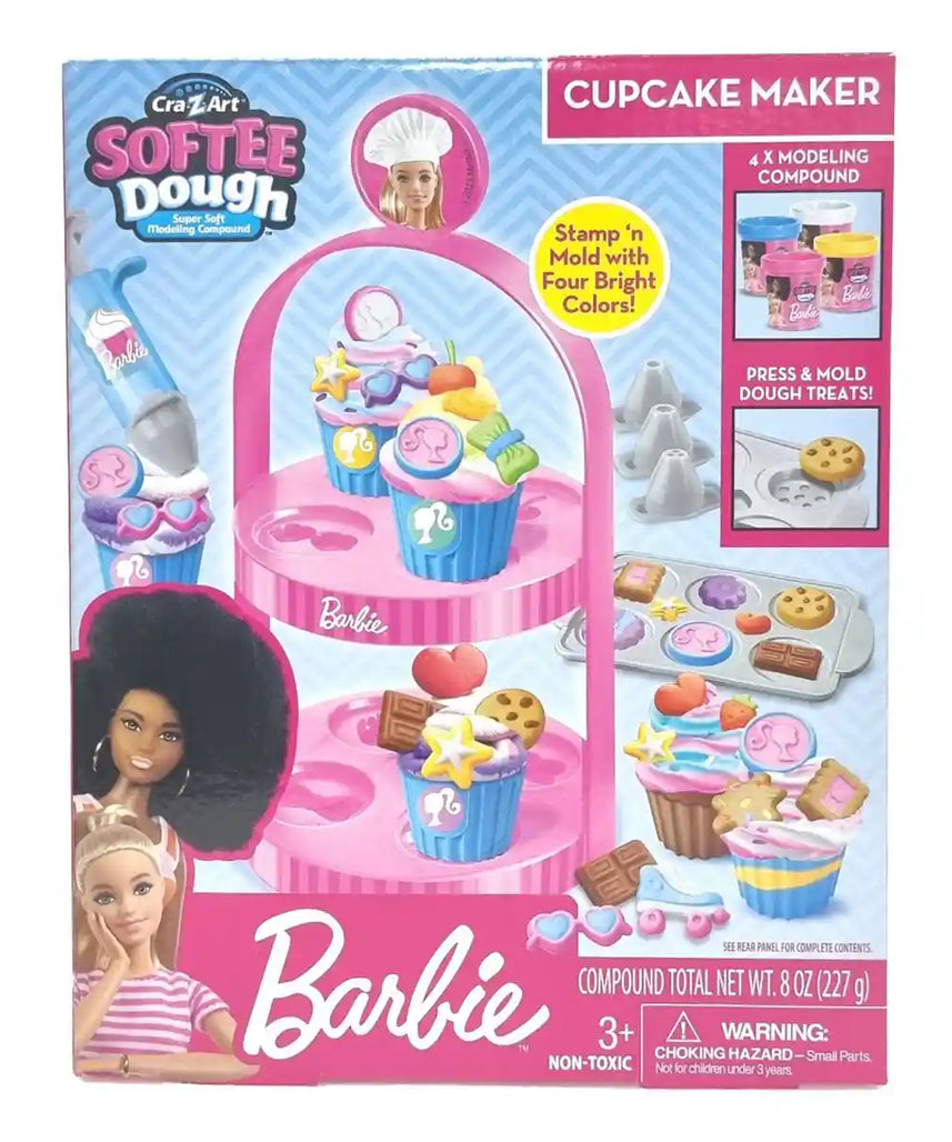 مجموعة صنع الكب كيك من باربي سوفتي دو للأطفال من سن 3 سنوات فما فوق، مجموعة لعب DIY مع عجينة 4 ألوان، وطارد، وشاشة متعددة الطبقات من أجل متعة صنع الكب كيك الإبداعية