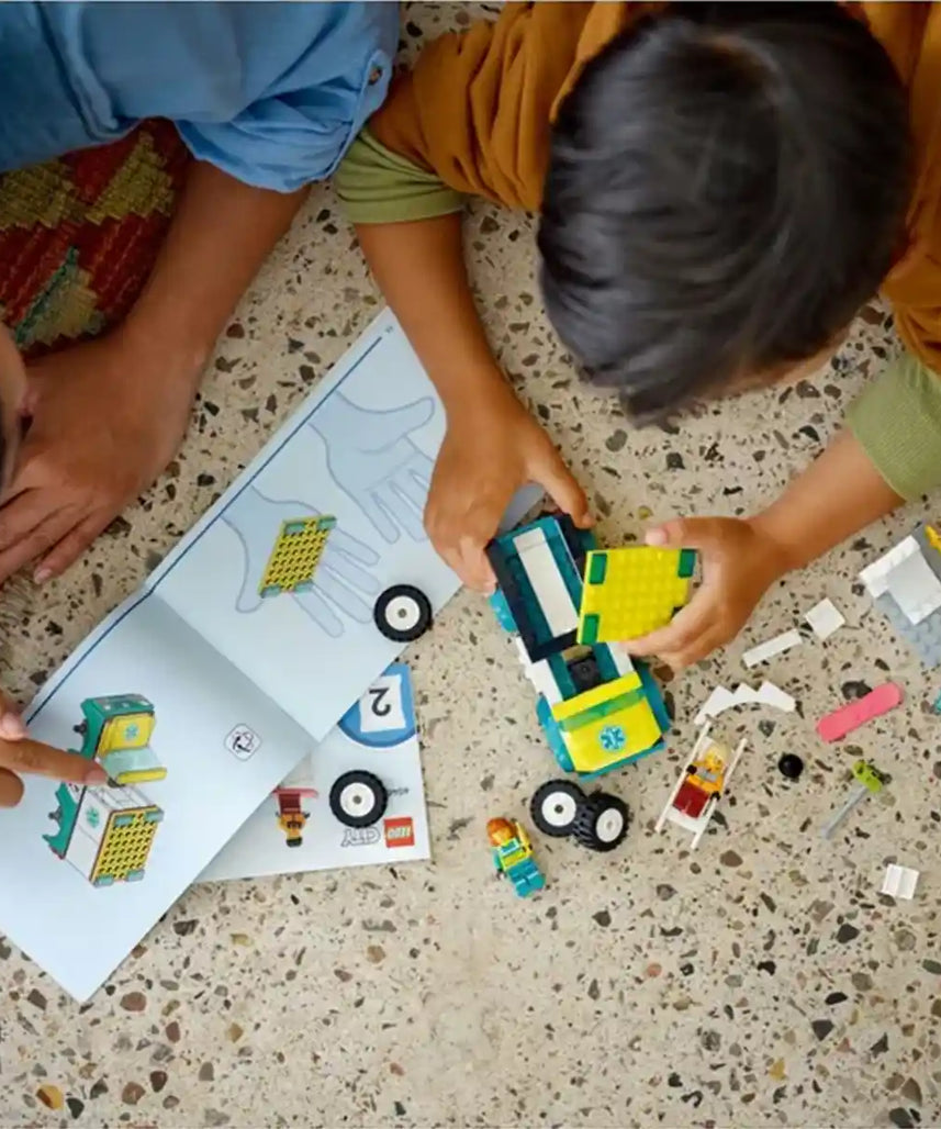 LEGO CITY 60403 Emergency Ambulance and Snowboarder Building Set – Creative Construction & Role Play Kit for Kids Ages 4+, 79-Piece Building Sets