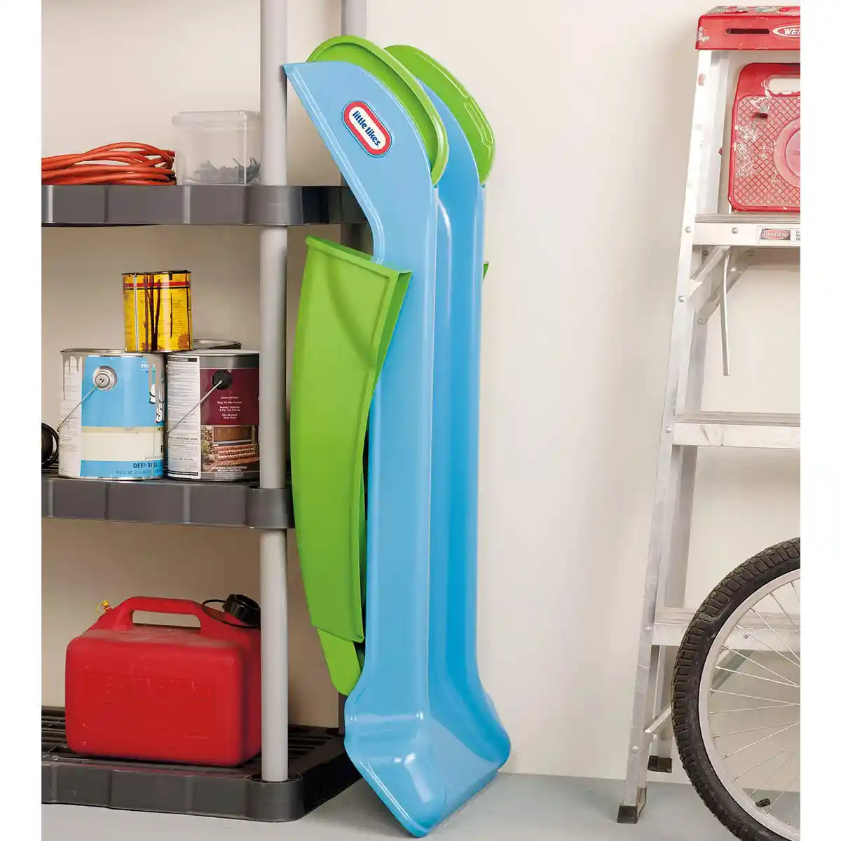 زحليقة ليتل تايكس الأولى - خضراء/زرقاء، زحليقة للأطفال الصغار للعب في الأماكن المغلقة والمفتوحة، تصميم آمن ومستقر، تعزز التوازن والتنسيق في اللياقة البدنية، للأعمار من 18 شهرًا إلى 5 سنوات