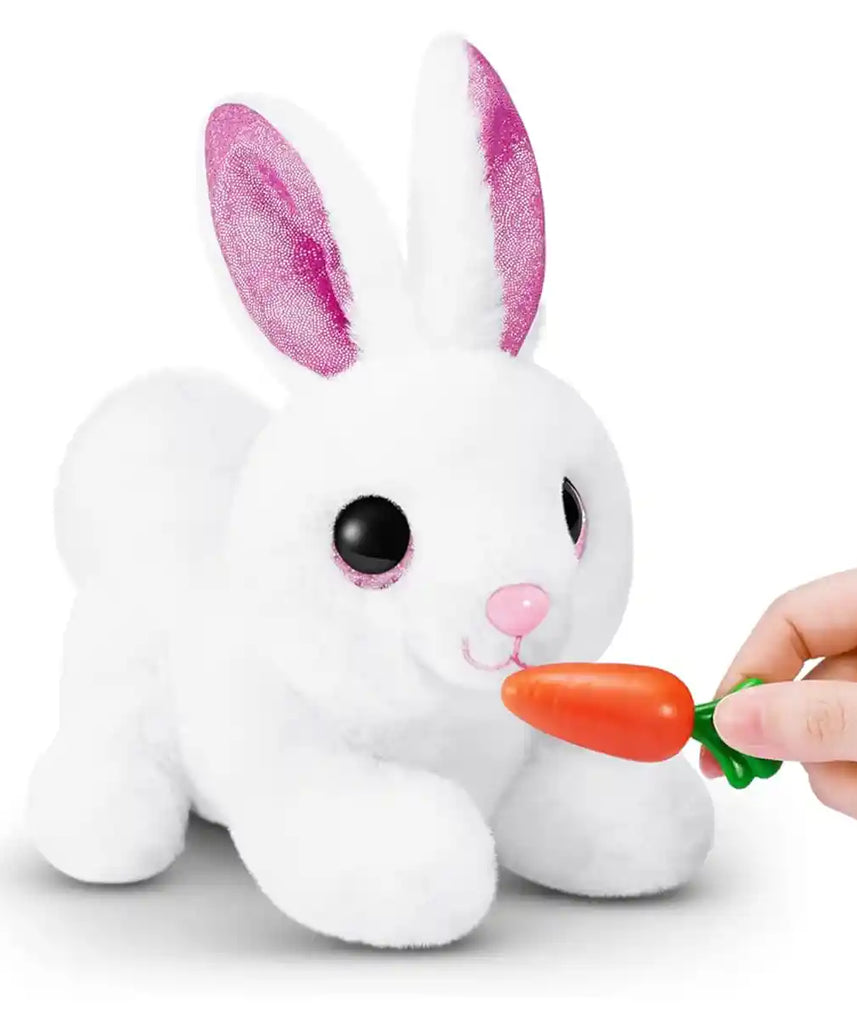 لعبة تفاعلية من Pets Alive Mama &amp; Baby Surprise - السلسلة 1: Mama Bunny مع أرانب صغيرة مخفية وأصوات وملحقات