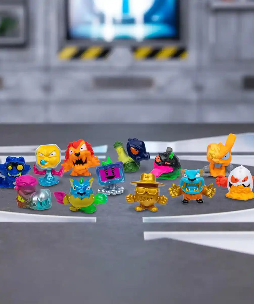 MrBeast Lab Swarms Mega Lab 12 Pack Vipermite, Add Water Shake & Reveal 12 Micro Collectible Figures, Guaranteed Special Edition Panther, Over 100 MrBeast Characters to Collect, Rare Hyperchrome Chase