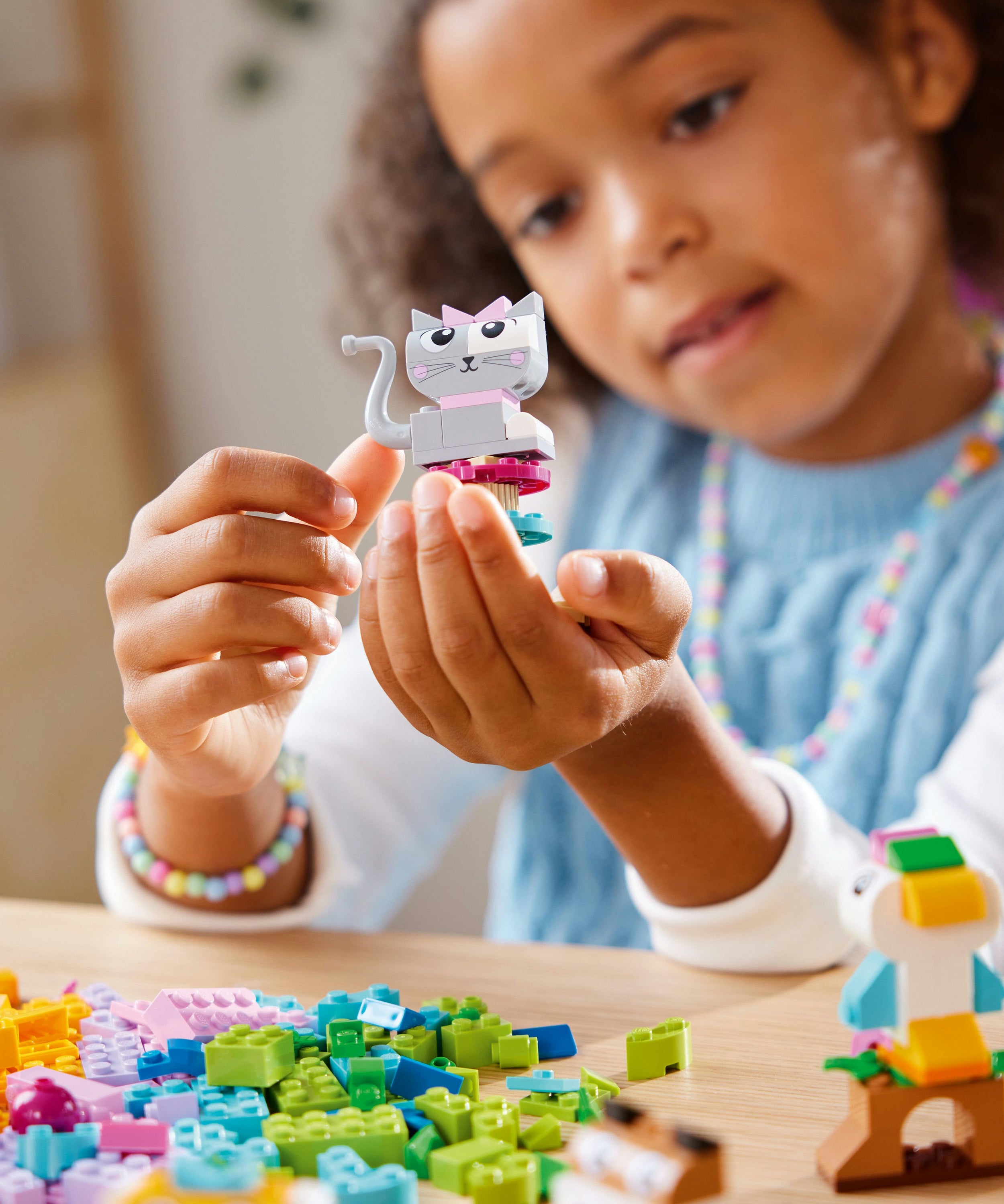 LEGO 11034 Creative Pets Building Set for Unisex 5+ Imaginative Animal Construction Toy