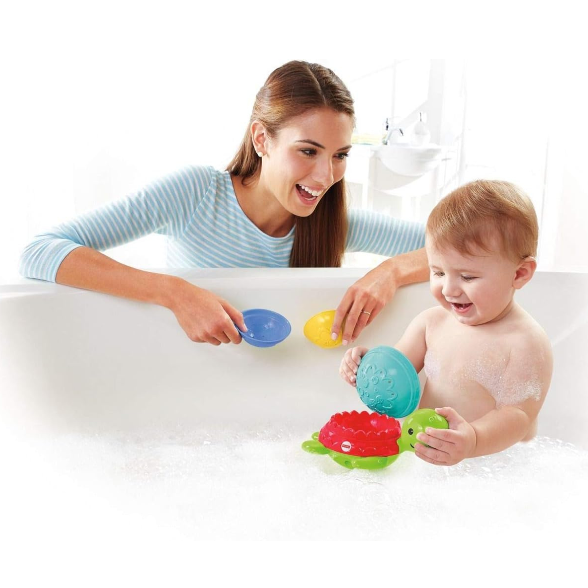 Fisher Price Stack and Strain Bath Turtle, Floating Turtle Bath Toy with Three Stacking Straining Shells, Water Play Toy for Babies, Fine Motor Skill Development, Model DHW16