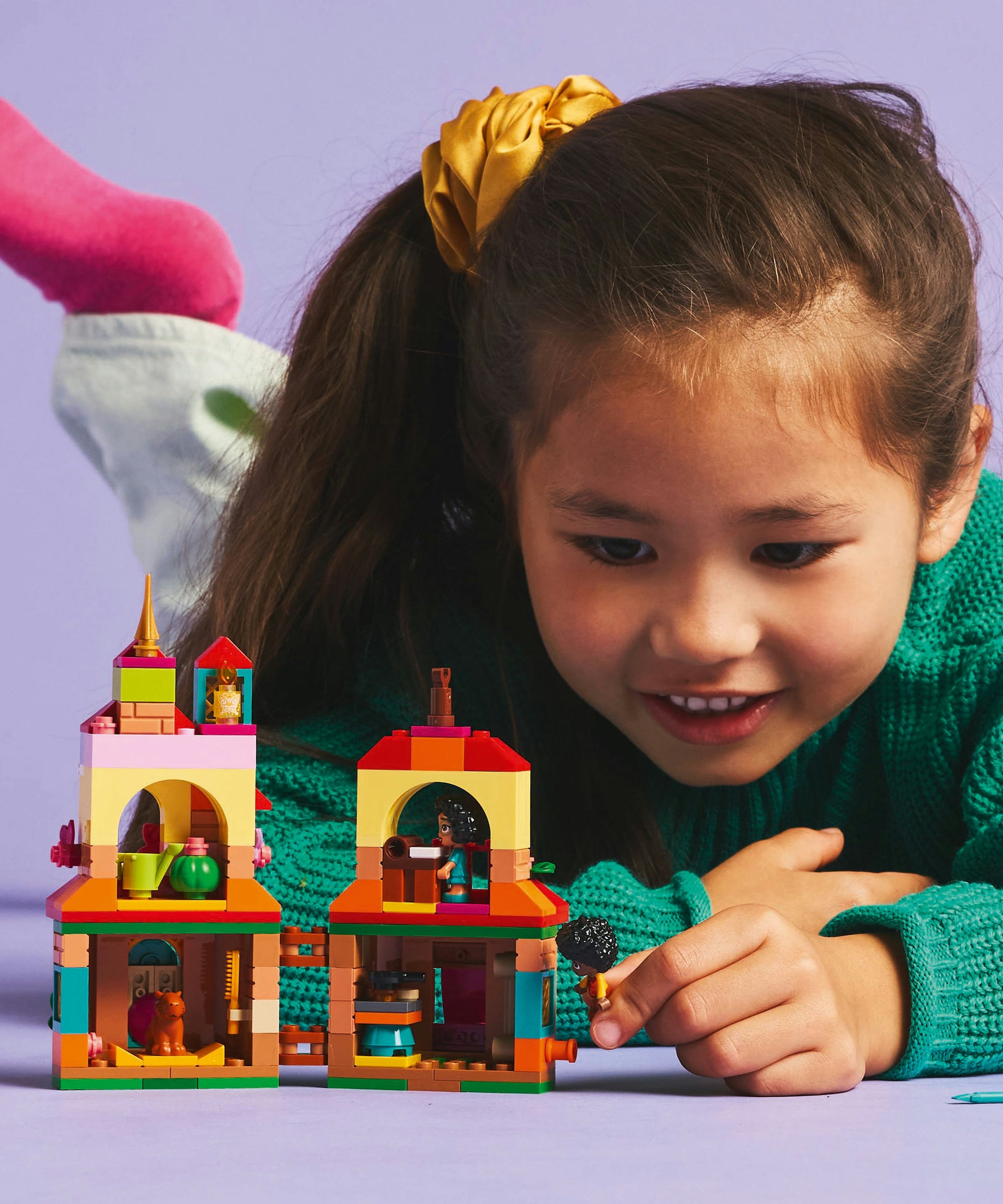 LEGO Disney 43261 Encanto Mini House V29 for Girls 5+ Fun Magical Building Toy with Character Play