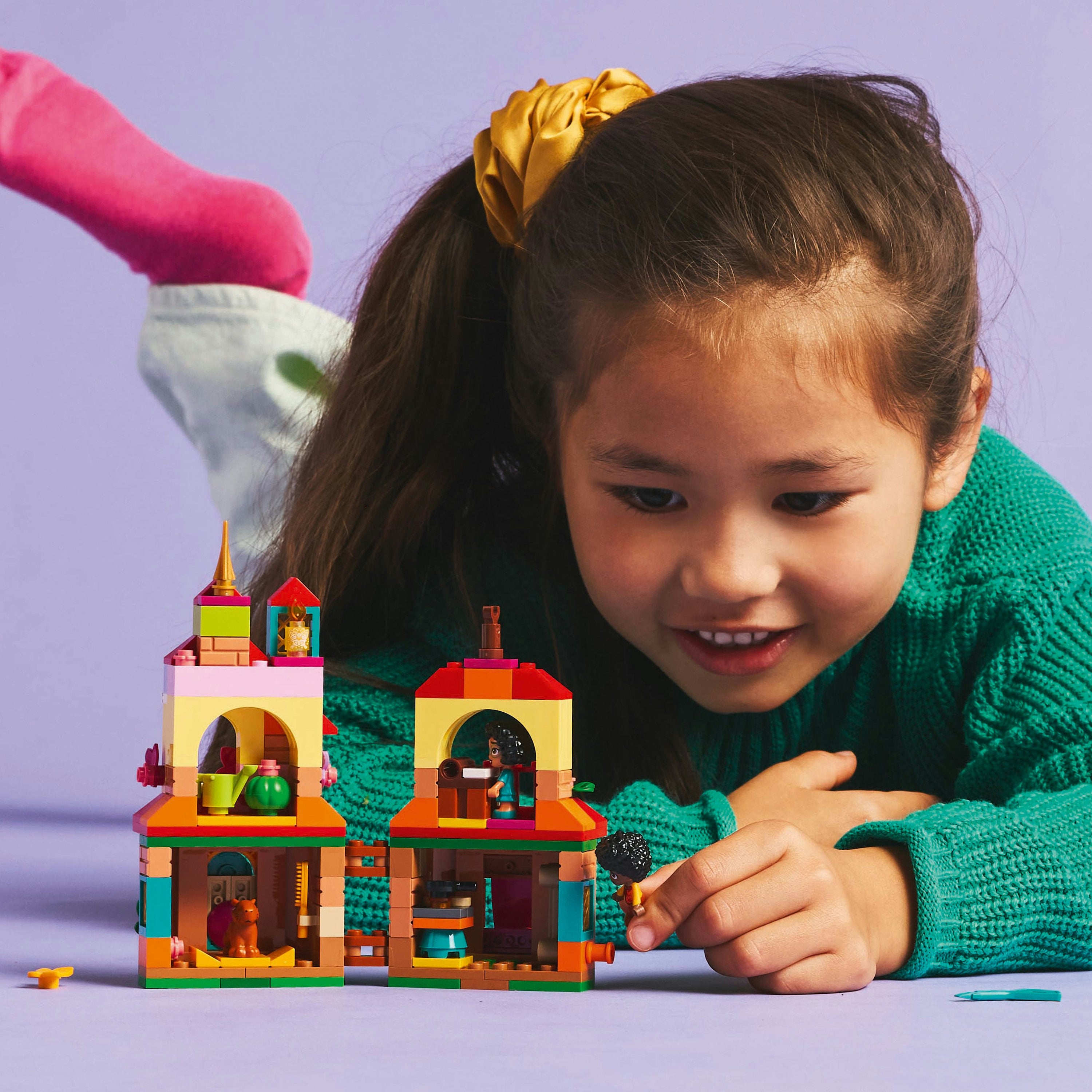 LEGO Disney 43261 Encanto Mini House V29 for Girls 5+ Fun Magical Building Toy with Character Play