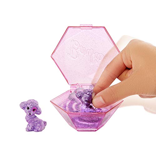 Barbie Color Reveal Pet Set in Diamond-Shaped Case with 5 Surprises GTT10
