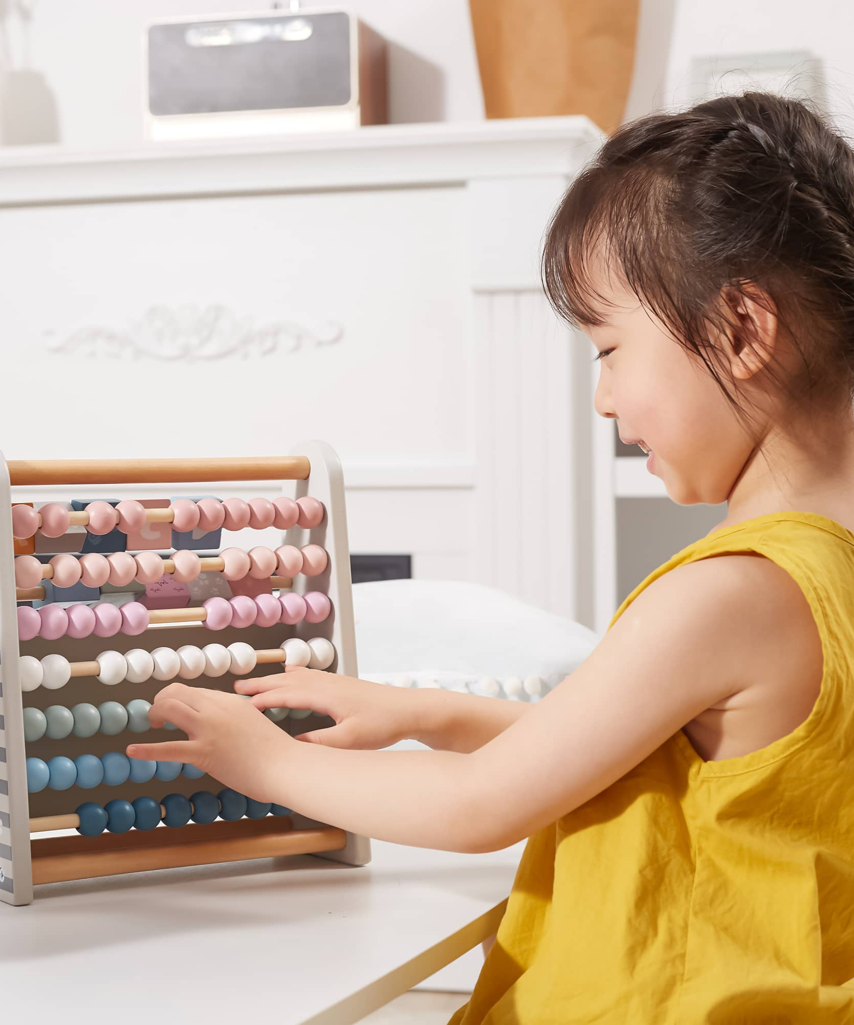 عداد رياضيات خشبي 3 في 1 من Polar Bear للأطفال مع سبورة ومكعبات أرقام، لعبة تعليمية للتعلم المبكر، للأعمار من 3 سنوات فما فوق