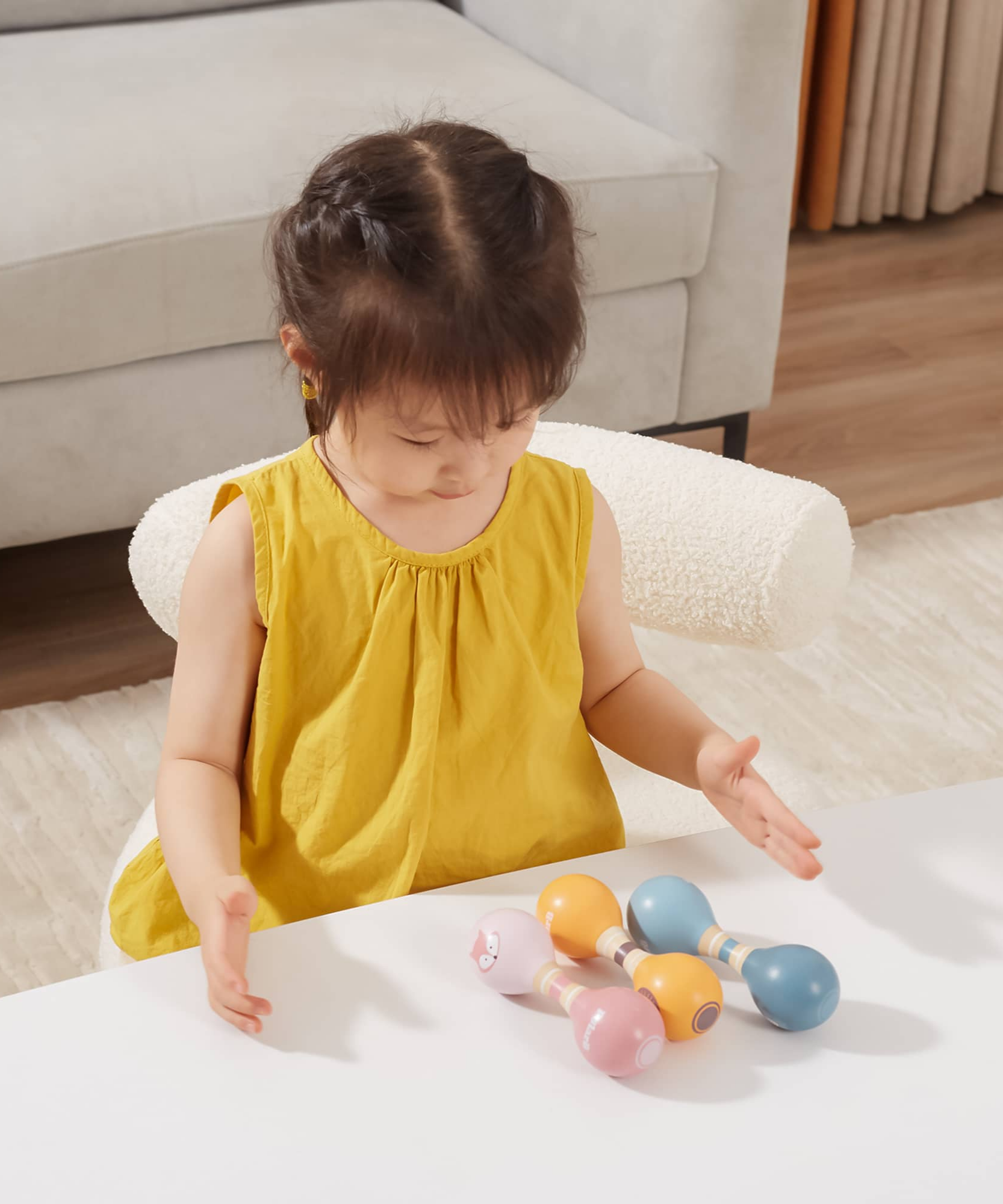 ماراكاس خشبية مزدوجة من PolarB للأطفال الصغار والرضع، تصميم فيل سهل الإمساك، آلة موسيقية مبكرة، آمنة وغير سامة، مناسبة من عمر 0 أشهر فما فوق