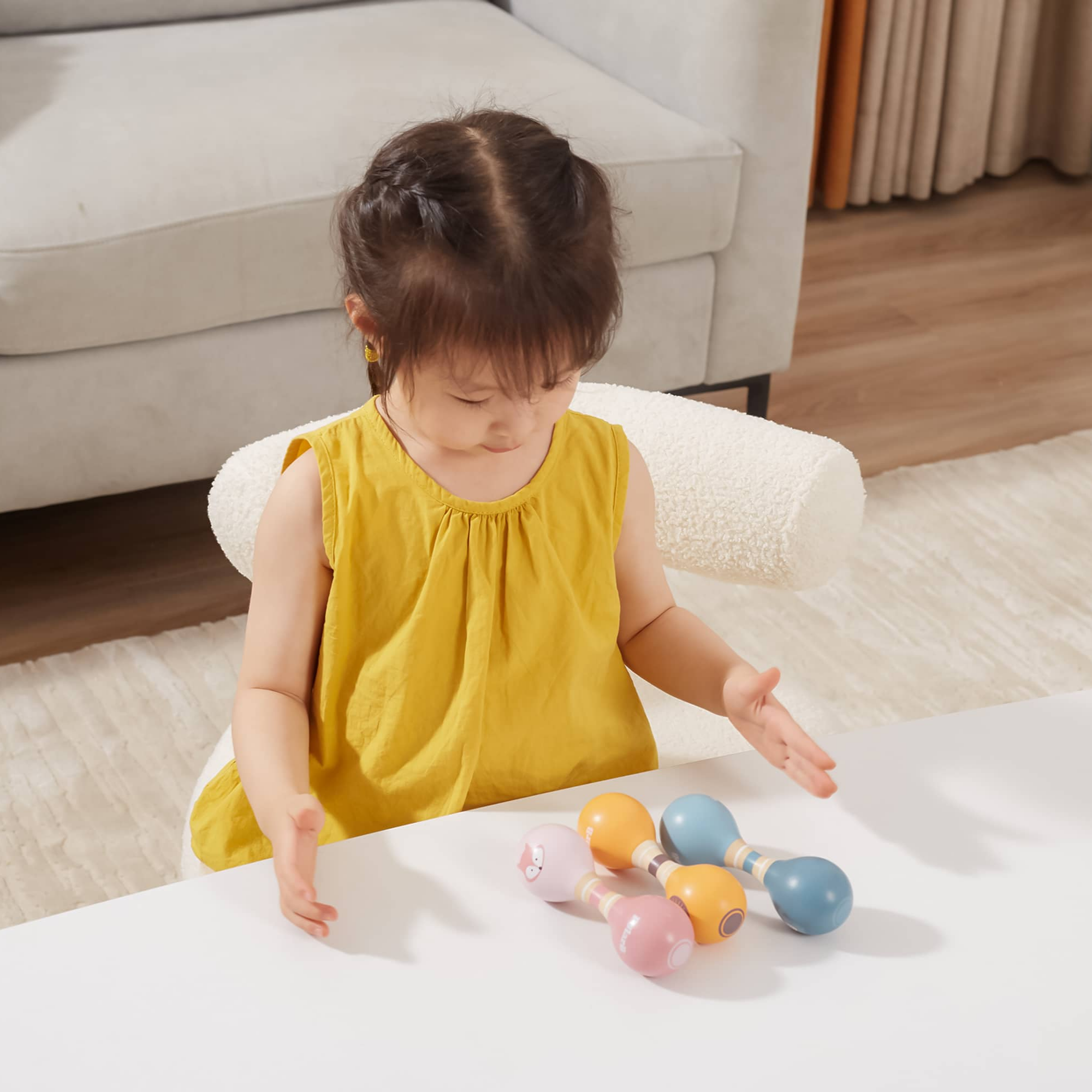 ماراكاس خشبية مزدوجة من PolarB للأطفال الصغار والرضع، تصميم فيل سهل الإمساك، آلة موسيقية مبكرة، آمنة وغير سامة، مناسبة من عمر 0 أشهر فما فوق