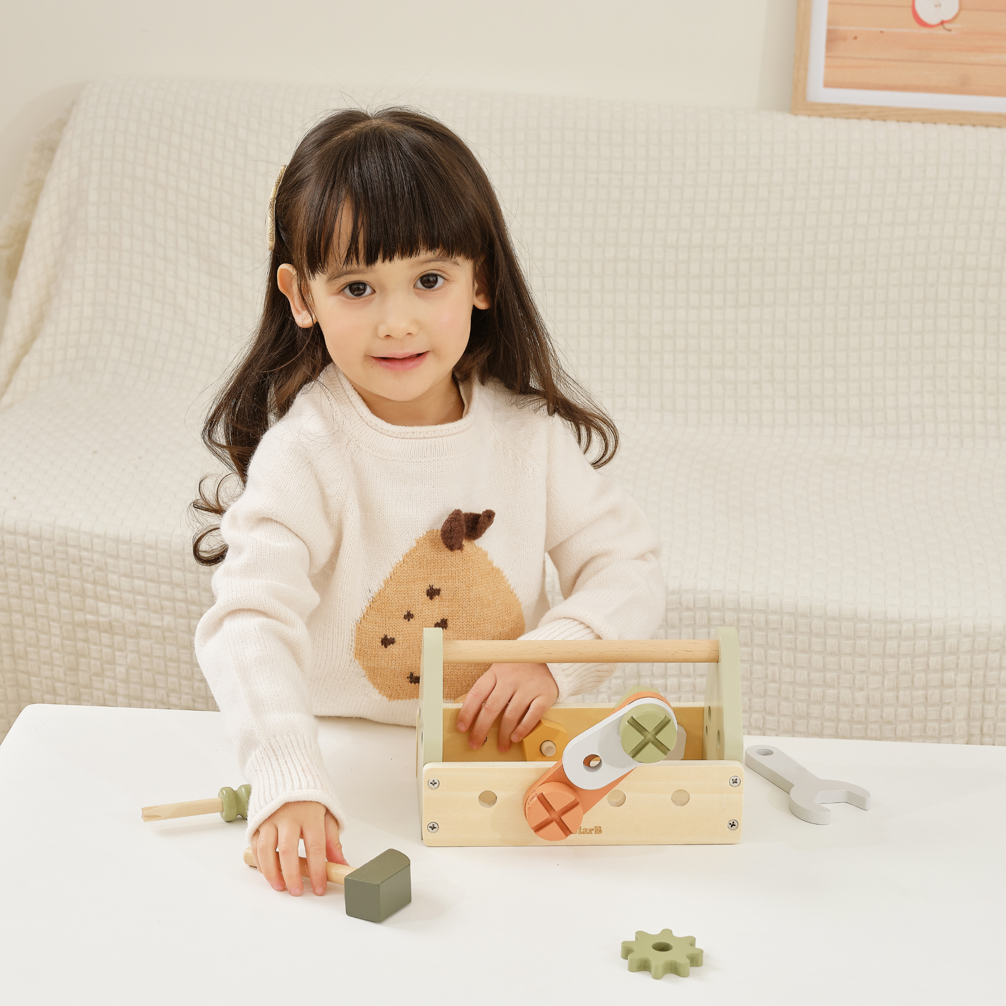 مجموعة صندوق أدوات خشبي من PolarB، مجموعة لعب الأدوار DIY مع مطرقة ومفتاح ربط ومفك براغي ومسامير وصواميل وتروس، لعبة تعليمية للأطفال الصغار، من سن 3 سنوات فما فوق