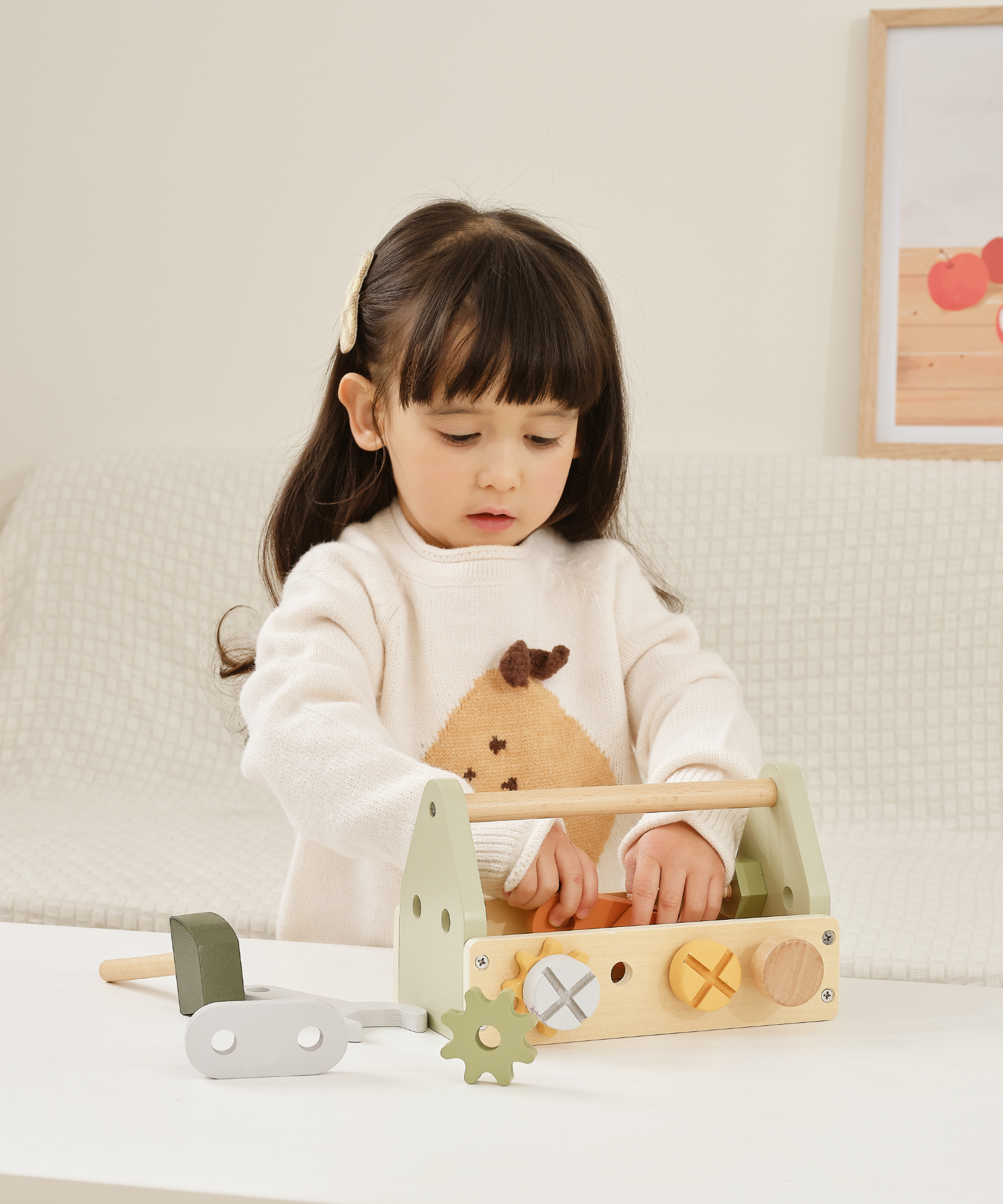 مجموعة صندوق أدوات خشبي من PolarB، مجموعة لعب الأدوار DIY مع مطرقة ومفتاح ربط ومفك براغي ومسامير وصواميل وتروس، لعبة تعليمية للأطفال الصغار، من سن 3 سنوات فما فوق