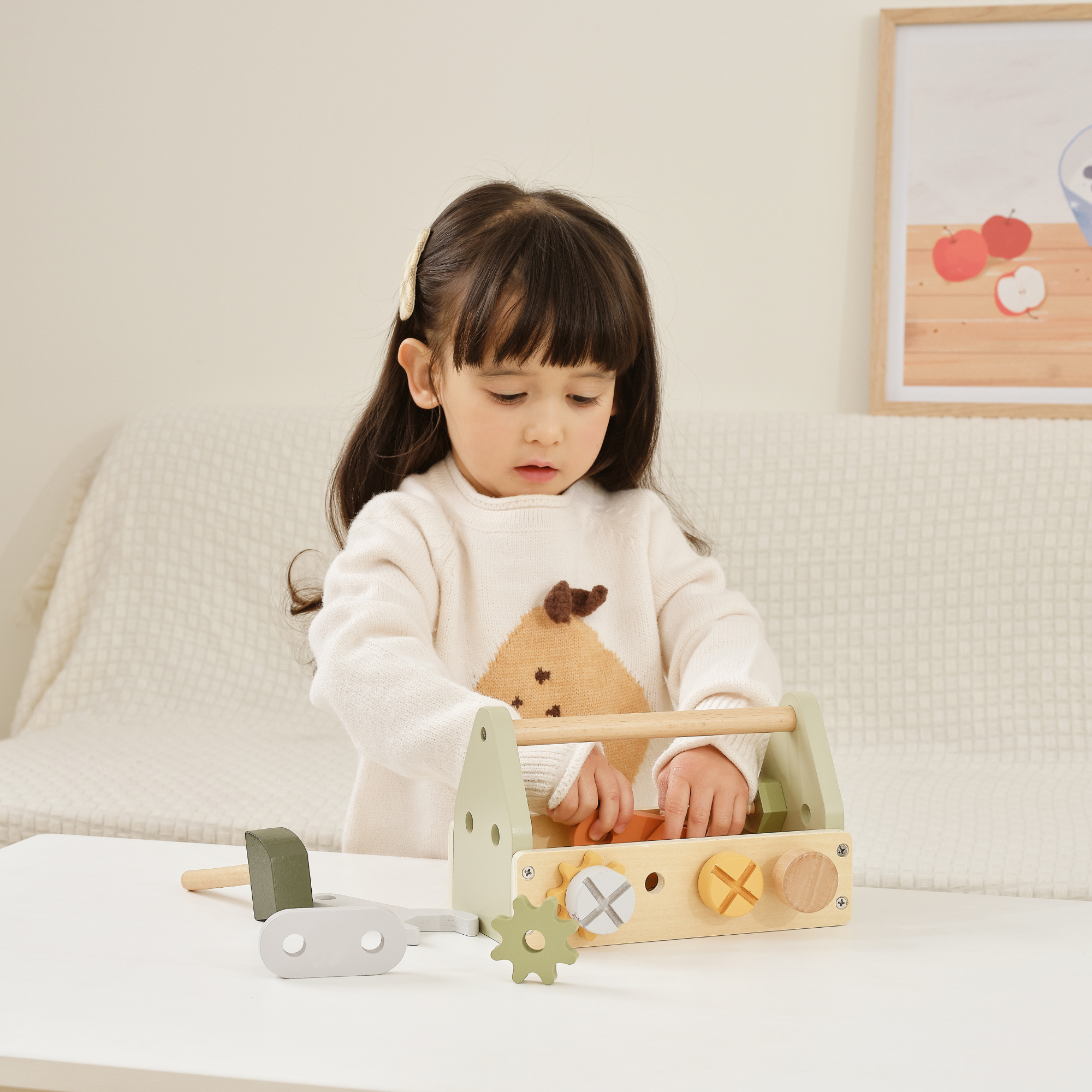 مجموعة صندوق أدوات خشبي من PolarB، مجموعة لعب الأدوار DIY مع مطرقة ومفتاح ربط ومفك براغي ومسامير وصواميل وتروس، لعبة تعليمية للأطفال الصغار، من سن 3 سنوات فما فوق