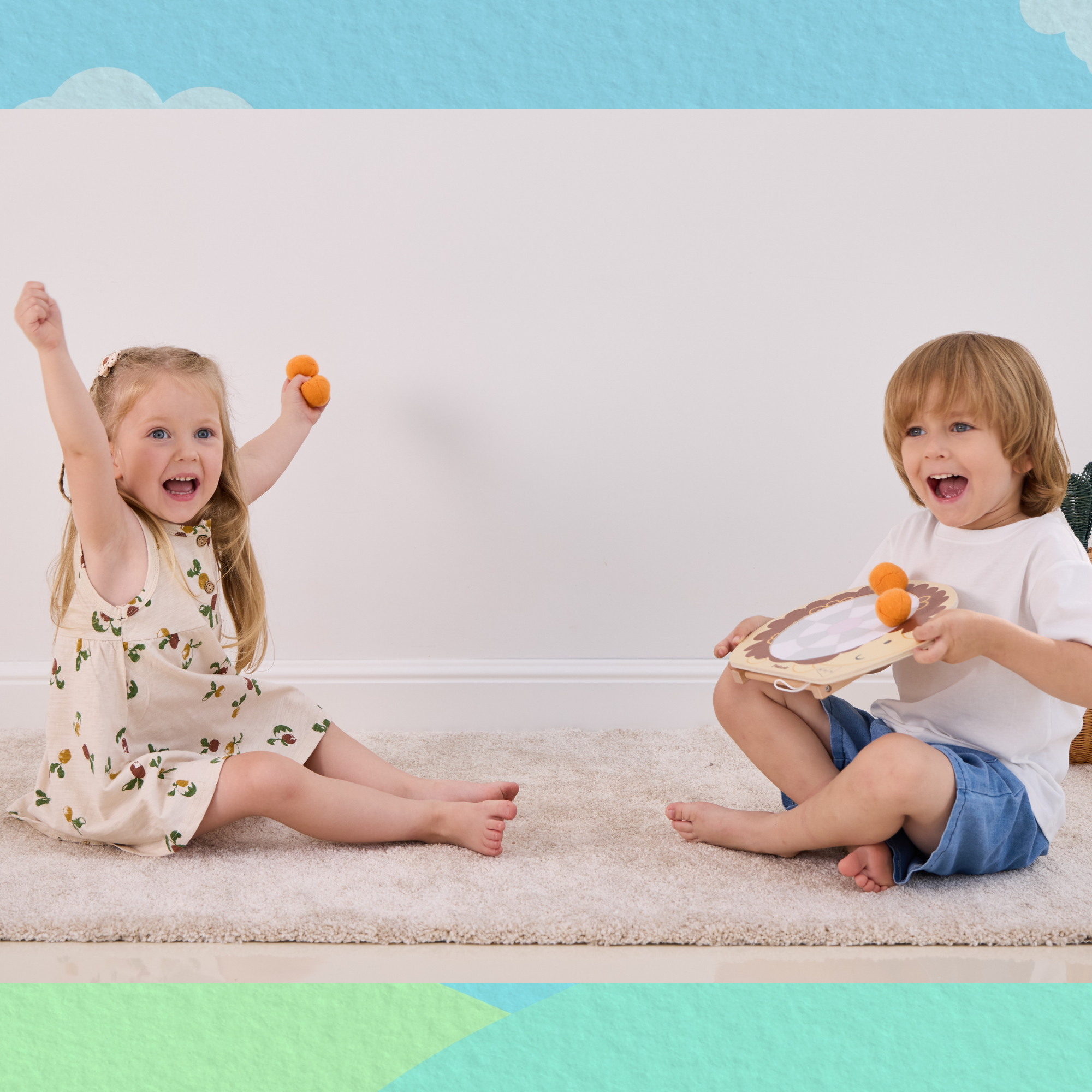 PolarB Wooden Target Game for Kids, Hedgehog Aiming Game with 6 Toss Balls, Develops Hand-Eye Coordination and Motor Skills, Indoor and Outdoor Toy for Ages 3+