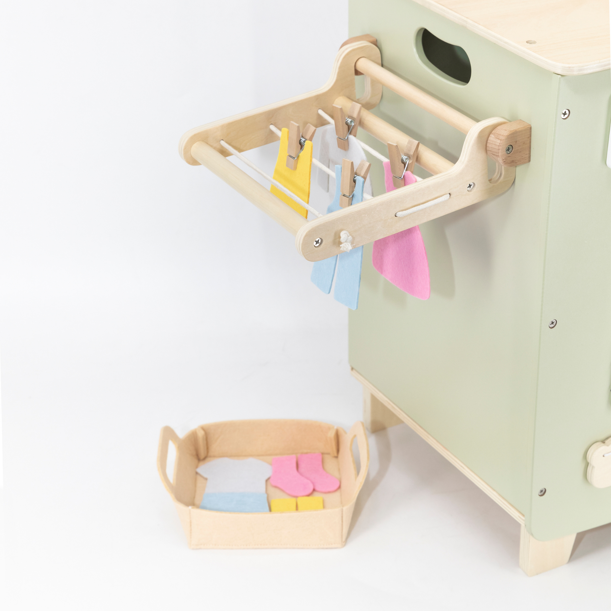 PolarB Wooden Washing Machine Play Set for Kids, Pretend Laundry Toy with Iron, Detergent, Basket, Clothes and Clips, Realistic Role Play for Toddlers and Children