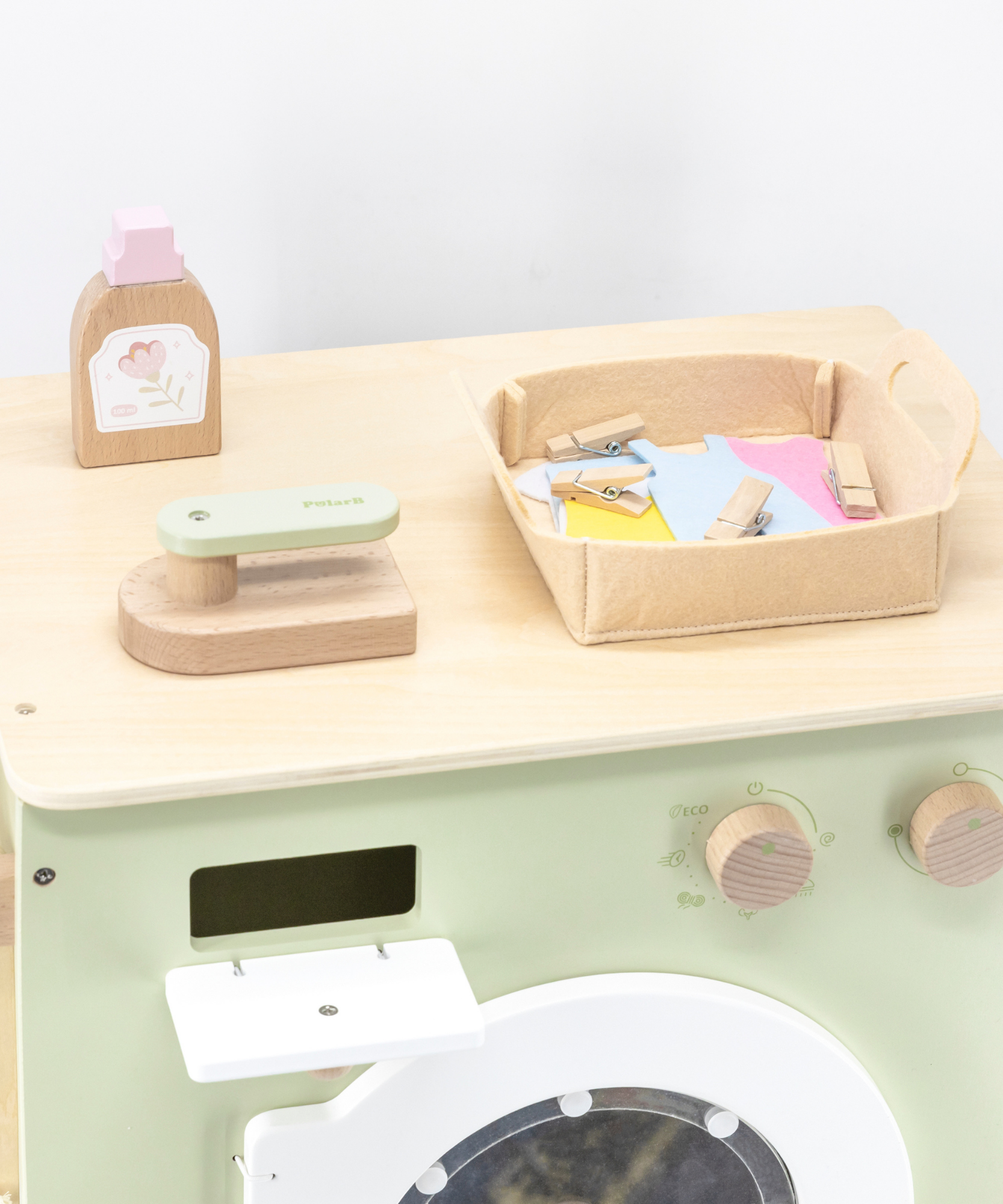 PolarB Wooden Washing Machine Play Set for Kids, Pretend Laundry Toy with Iron, Detergent, Basket, Clothes and Clips, Realistic Role Play for Toddlers and Children