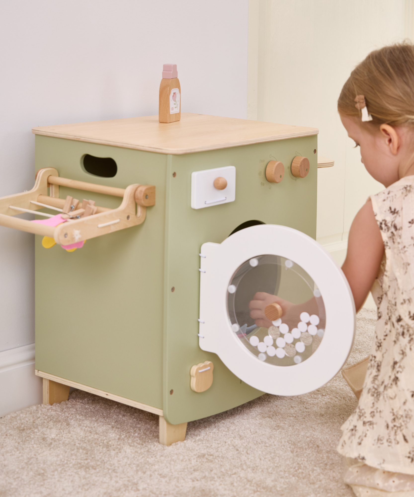 PolarB Wooden Washing Machine Play Set for Kids, Pretend Laundry Toy with Iron, Detergent, Basket, Clothes and Clips, Realistic Role Play for Toddlers and Children