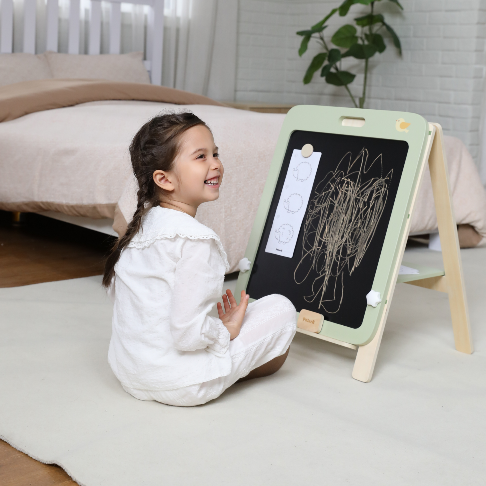 حامل رسم خشبي قائم من PolarB مع ألواح مغناطيسية، حامل فني مزدوج الجوانب قابل لتعديل الارتفاع للأطفال مع ملحقات، بتصميم حيوانات، مناسب للأعمار من 3 سنوات فما فوق