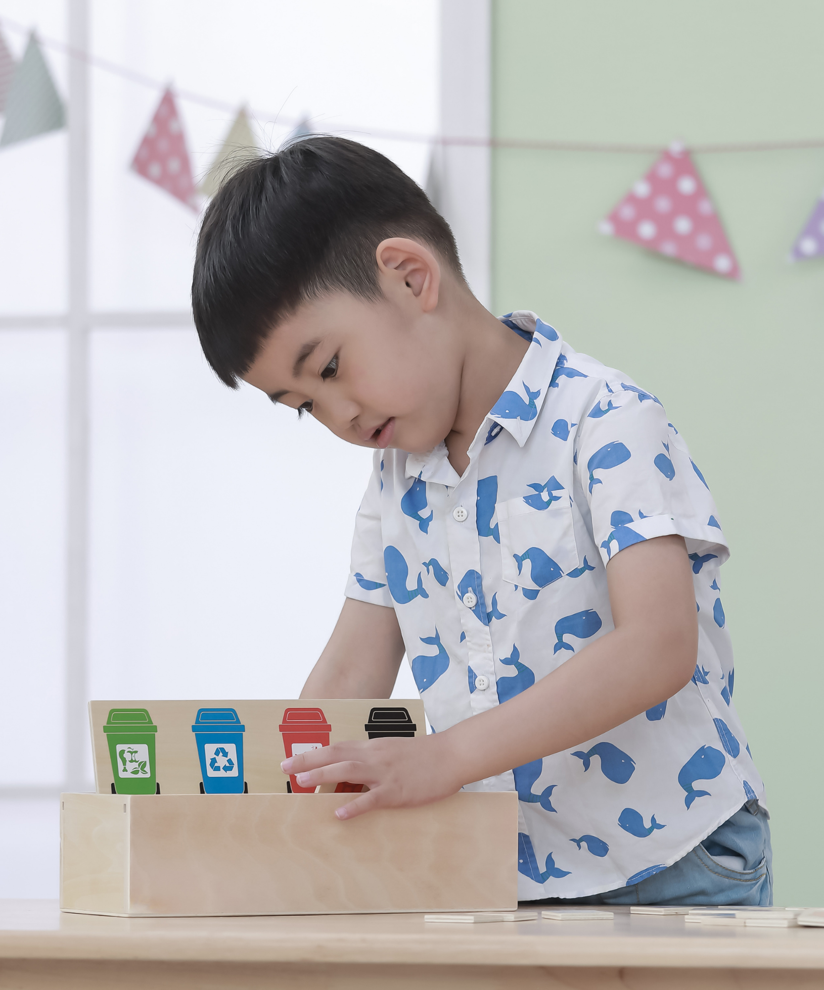 Viga Wooden Waste Sorting Toy, Montessori Educational Recycling Game, Develops Concentration, Classification & Environmental Awareness, Eco-Friendly & Non-Toxic, for Boys & Girls Ages 3+