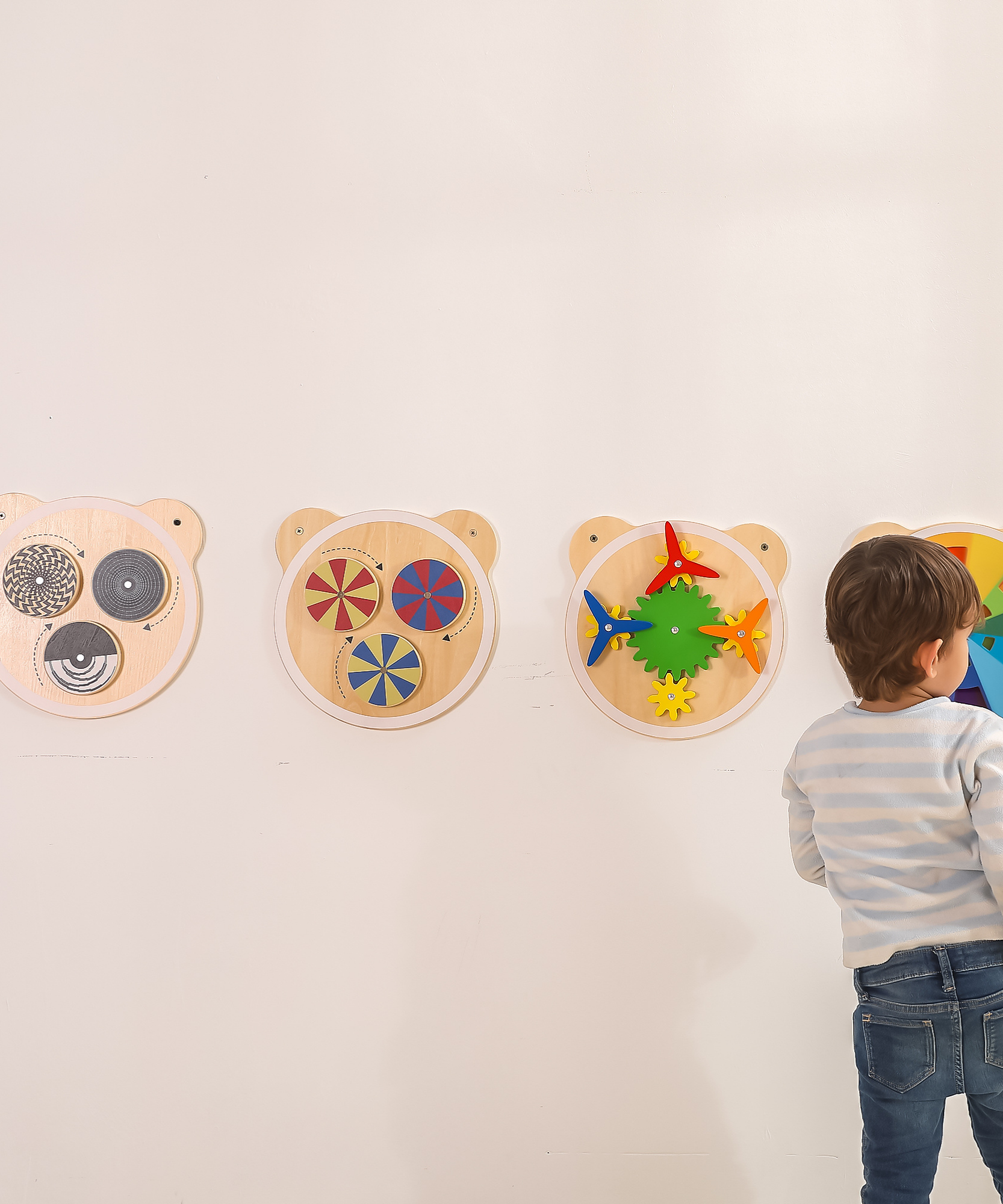 Viga Wooden Matching Numbers, 6-Piece Number Recognition Panel, Montessori Wall-Mounted Toy, Develops Counting, Logic & Fine Motor Skills, Eco-Friendly & Non-Toxic, for Toddlers 18M+