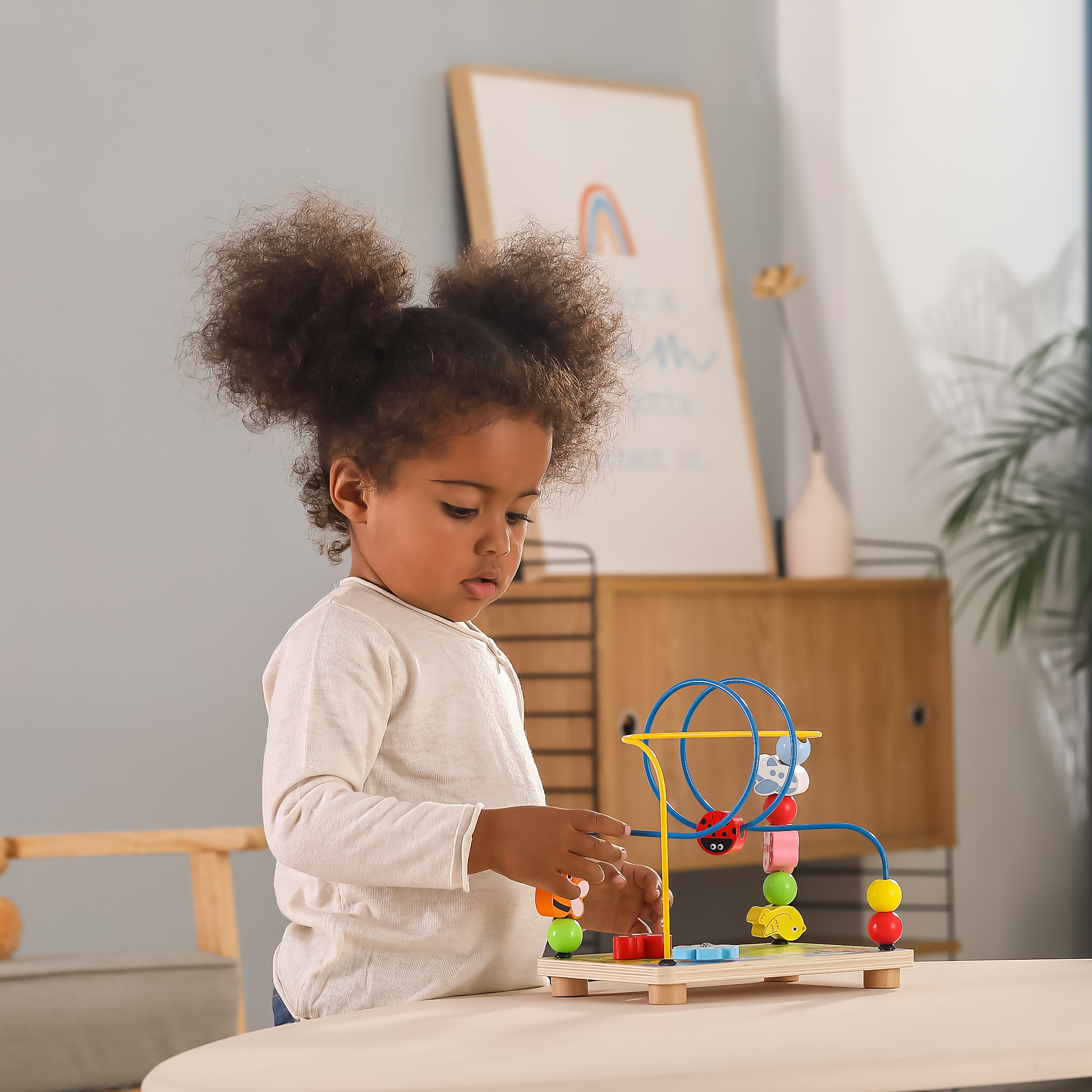 لعبة فيجا فارم المصنوعة من الخرز السلكي، متاهة من الخرز الخشبي من مونتيسوري، نشاط حسي ملون، يطور المهارات الحركية الدقيقة، والتنسيق بين اليد والعين، والمنطق والخيال، صديقة للبيئة، للأولاد والبنات من عمر سنة فما فوق