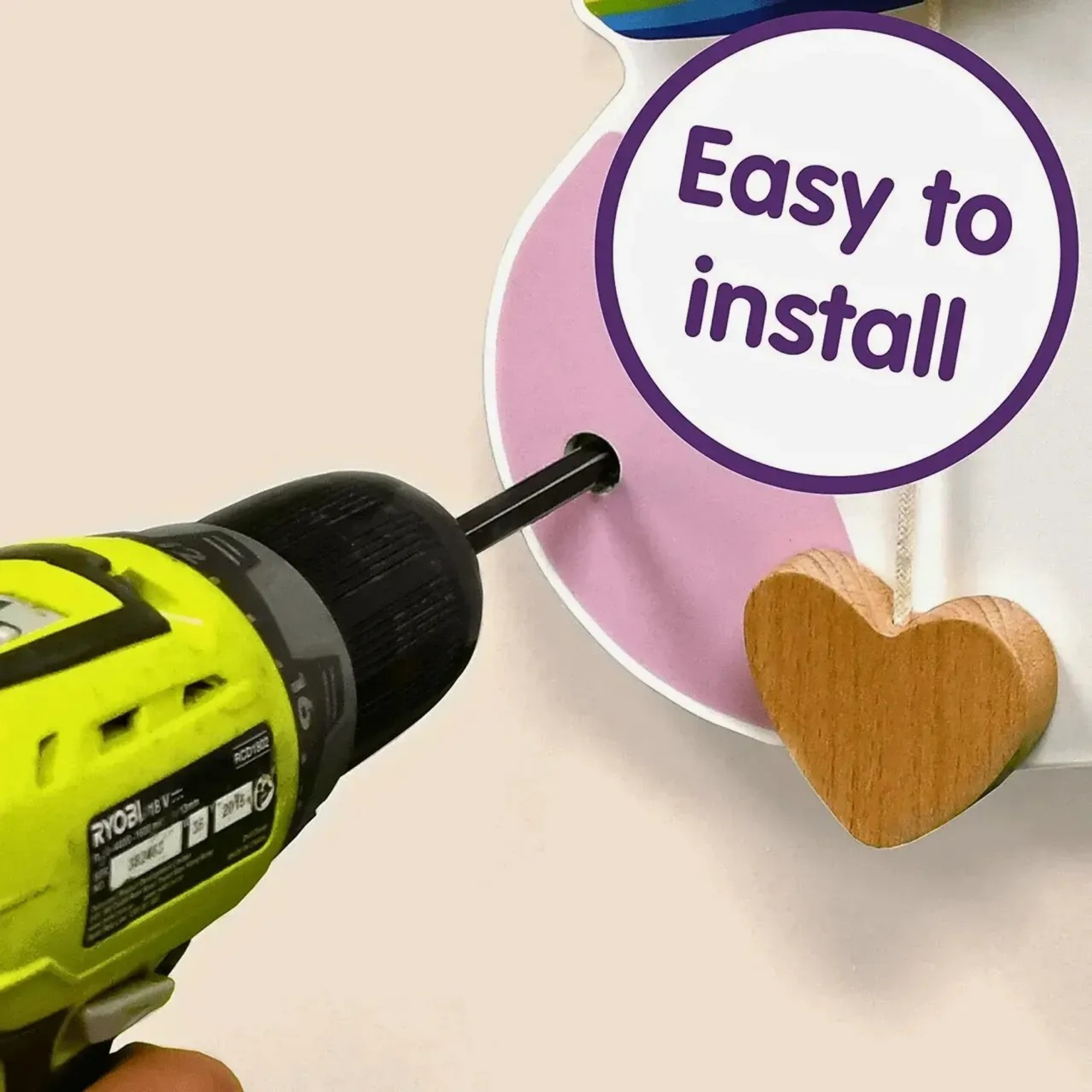 لعبة حائط حسية على شكل وحيد القرن من فيجا، لوحة خشبية متعددة الأنشطة من مونتيسوري مع تروس ومتاهة من الخرز وإكسيليفون، تُنمّي المهارات الحركية والتعلم العاطفي، صديقة للبيئة وغير سامة، للأعمار من 18 شهرًا فما فوق