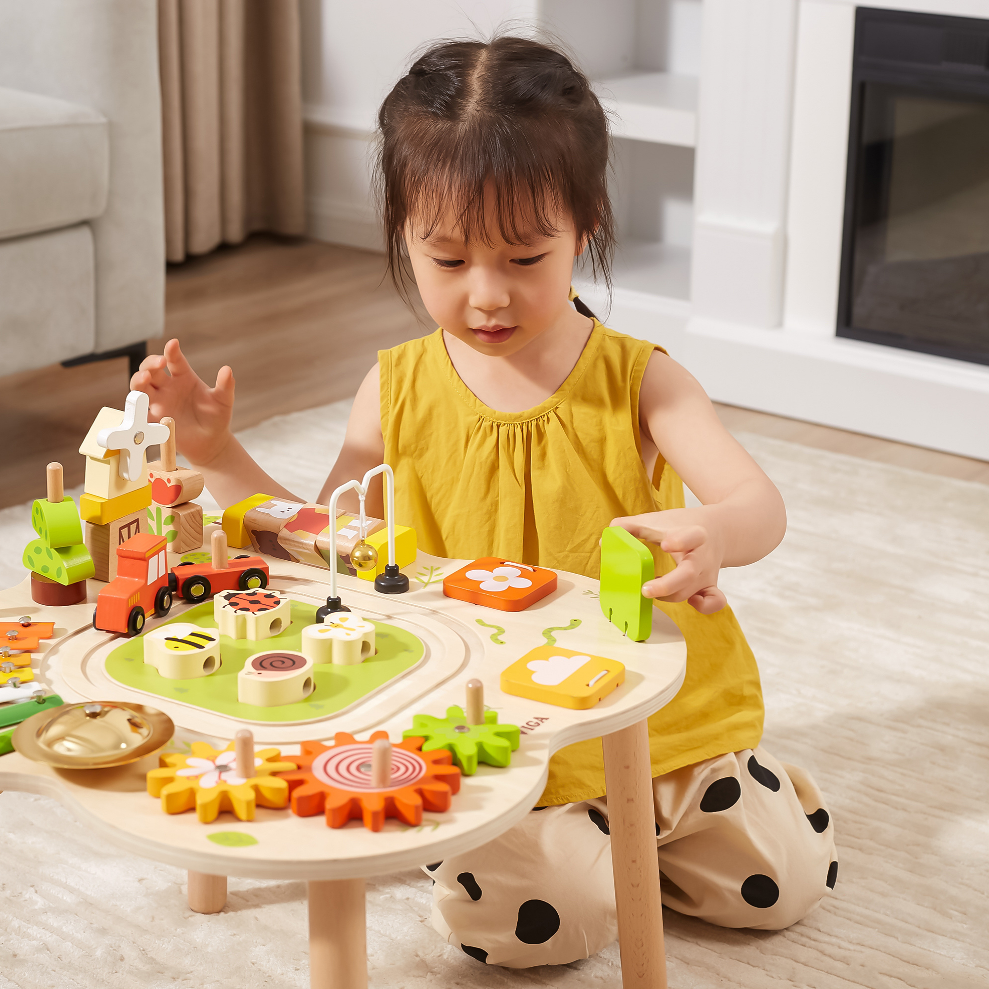 VIGA Farm-Themed Wooden Activity Table, Montessori Educational Toy with Train Track, Gears, Shape Sorter & Xylophone, Develops Fine Motor Skills, Logic & Creativity, for Boys & Girls Ages 18M+