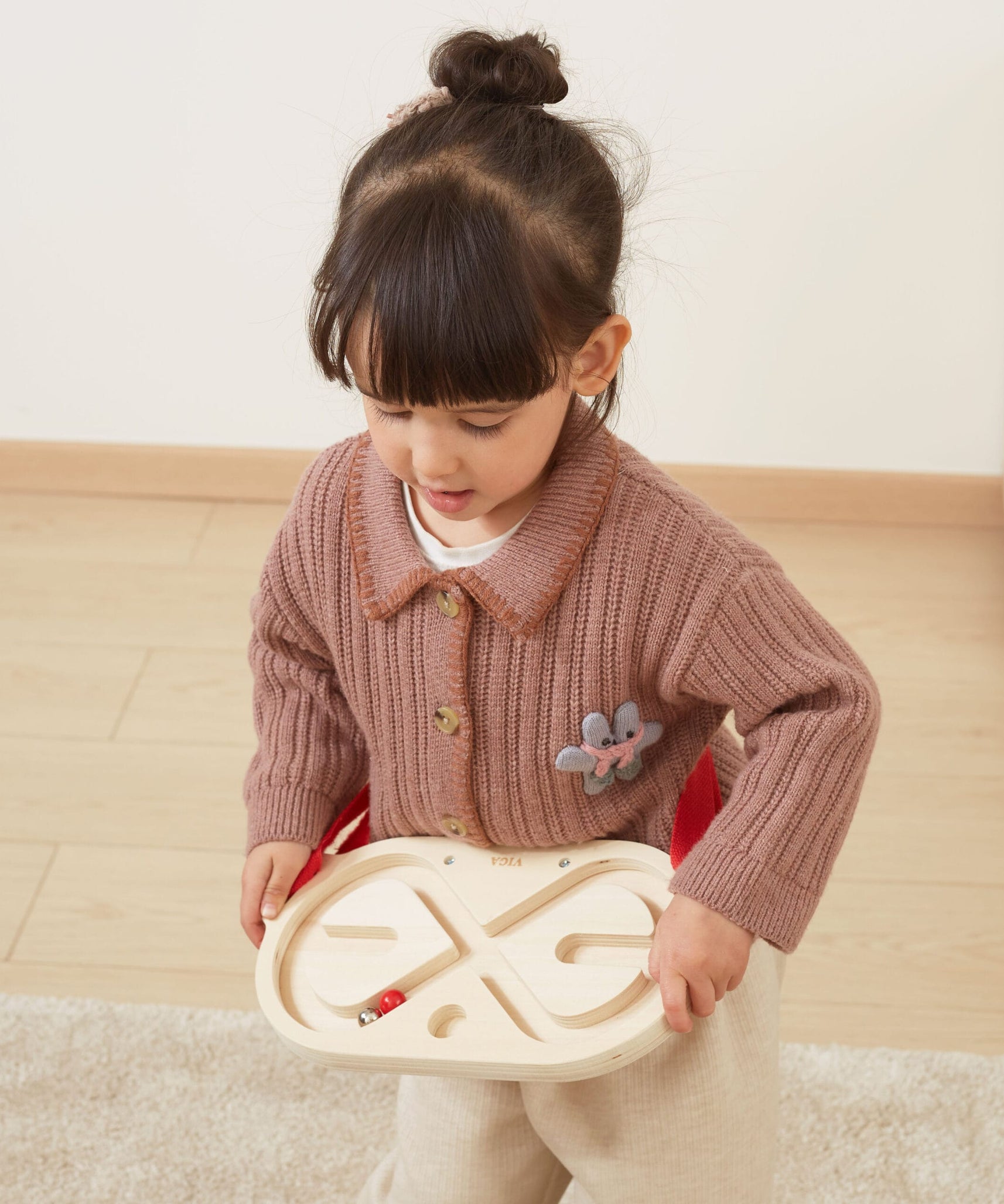 لعبة توازن الجسم من فيجا، أحجية الكرة في المتاهة، لعبة مونتيسوري الخشبية، تُنمّي المهارات الحسية والإدراكية والحركية الدقيقة، لعبة تعليمية للأطفال غير سامة وصديقة للبيئة، مناسبة للأولاد والبنات من عمر 3 سنوات فما فوق