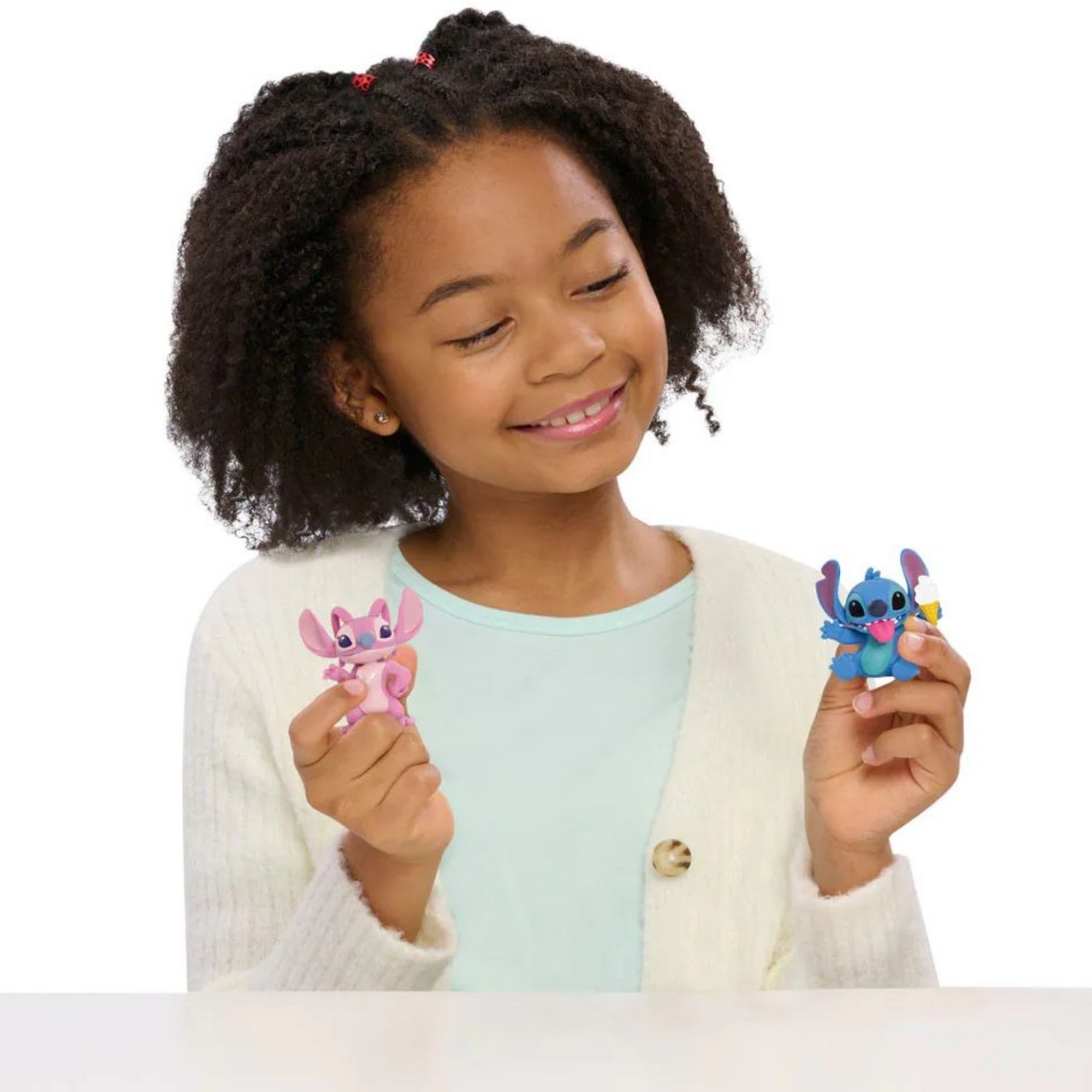 مجموعة ديزني ليلو وستيتش المكونة من قطعتين بحجم 6 سم (2.35 بوصة) لشخصية ستيتش القابلة للتجميع، تتميز بملاك، ألعاب أطفال مرخصة رسميًا من جاست بلاي، مناسبة للأطفال، الأولاد والبنات، من سن 3 سنوات فما فوق