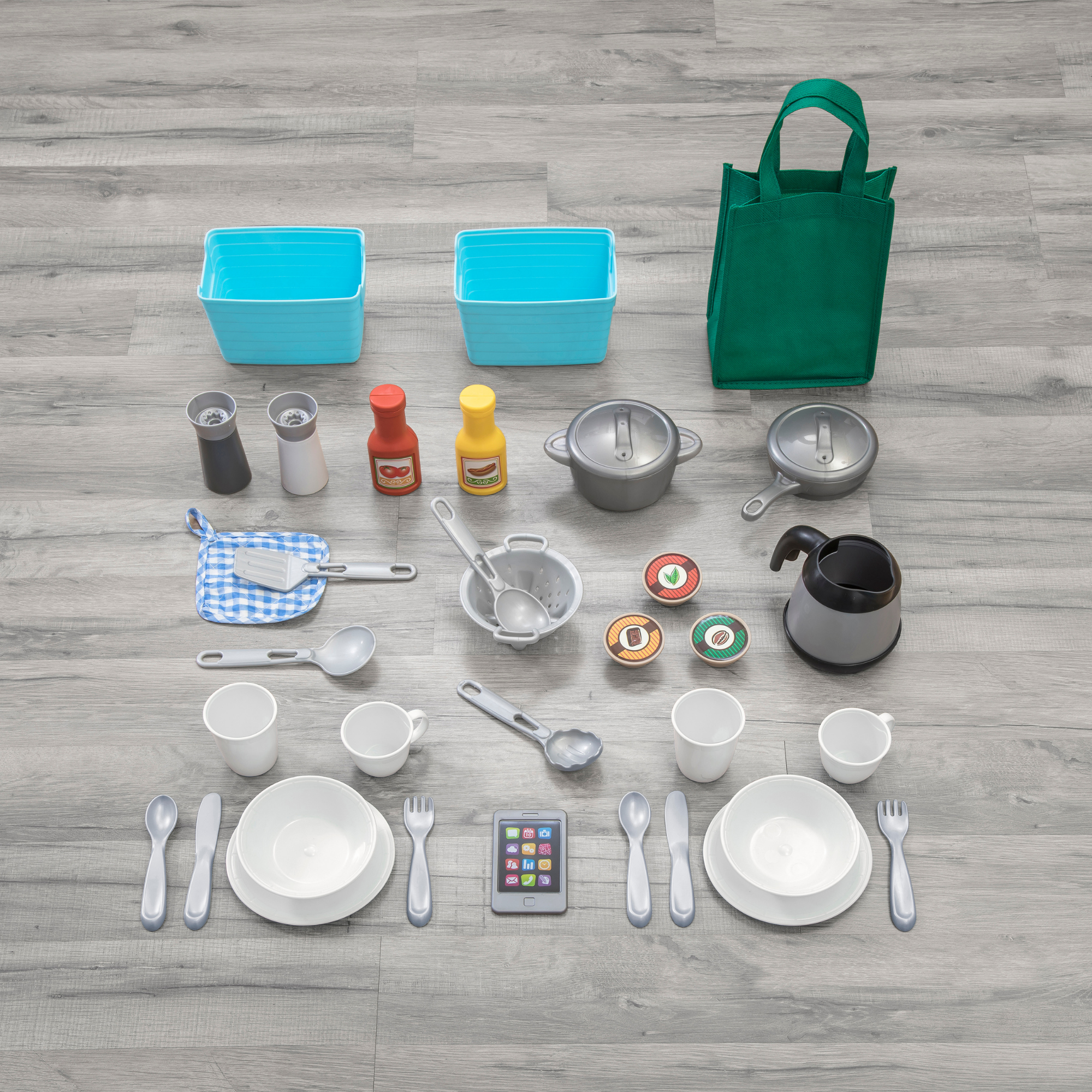 Step2 Great Gourmet Kitchen, Kitchen Playset with 36 Piece Accessories Including Pots and Pans, Folk and Spoon, Indoor and Outdoor Roleplay ToySuitable for Children both Boys and Girls Aged 2+