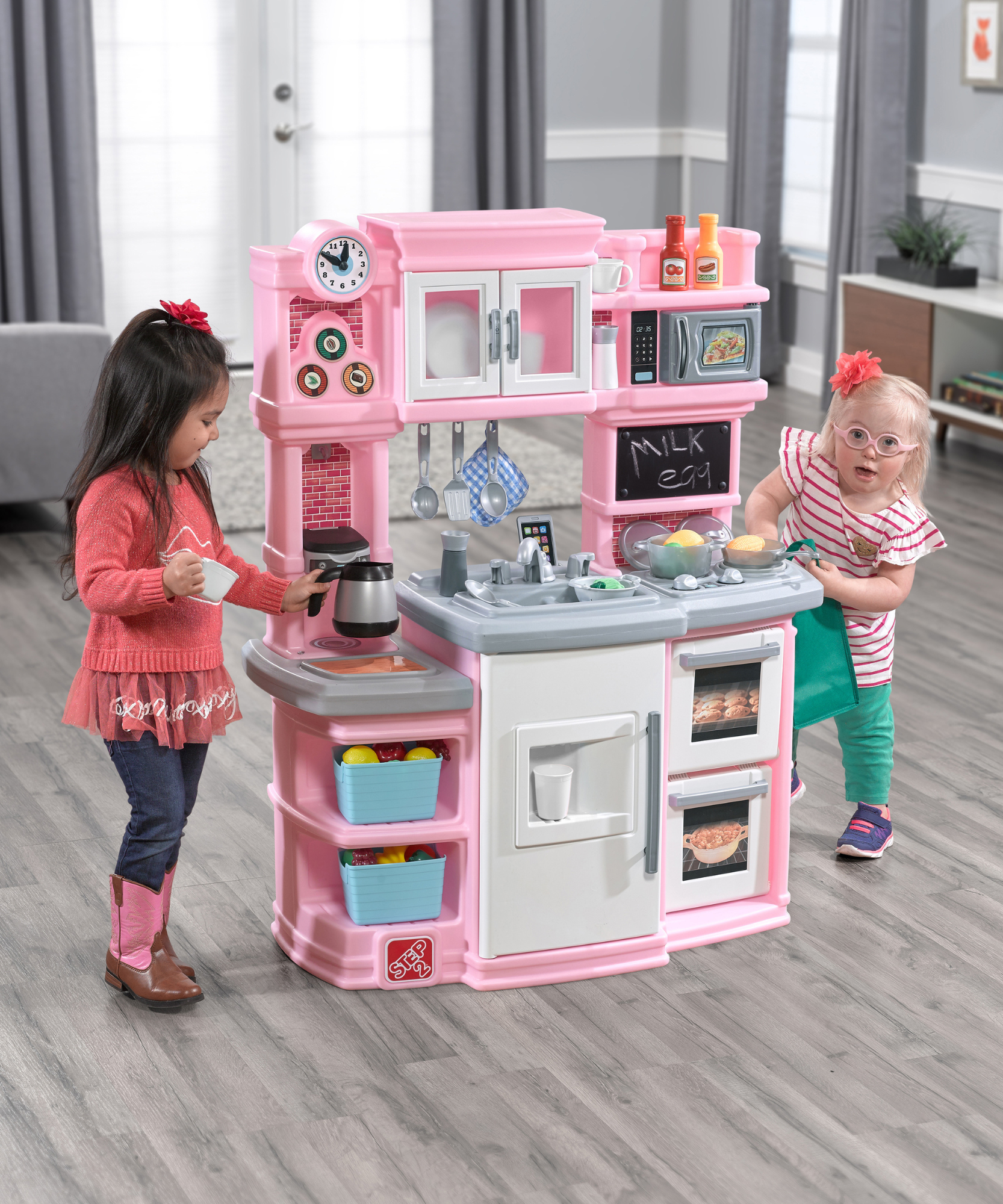 Step2 Great Gourmet Kitchen, Kitchen Playset with 36 Piece Accessories Including Pots and Pans, Folk and Spoon, Indoor and Outdoor Roleplay ToySuitable for Children both Boys and Girls Aged 2+
