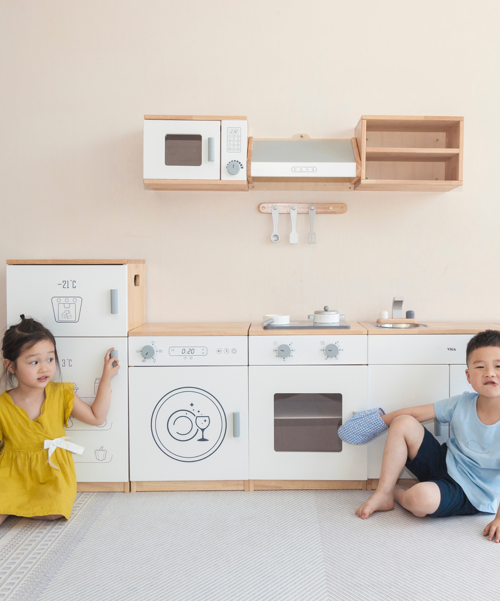 Viga White Kitchen Wall Set, Montessori Wooden Play Kitchen with Microwave, Exhaust Hood & Shelves, Pretend Play Furniture, Eco-Friendly & Non-Toxic, Develops Creativity & Coordination, Ages 3+