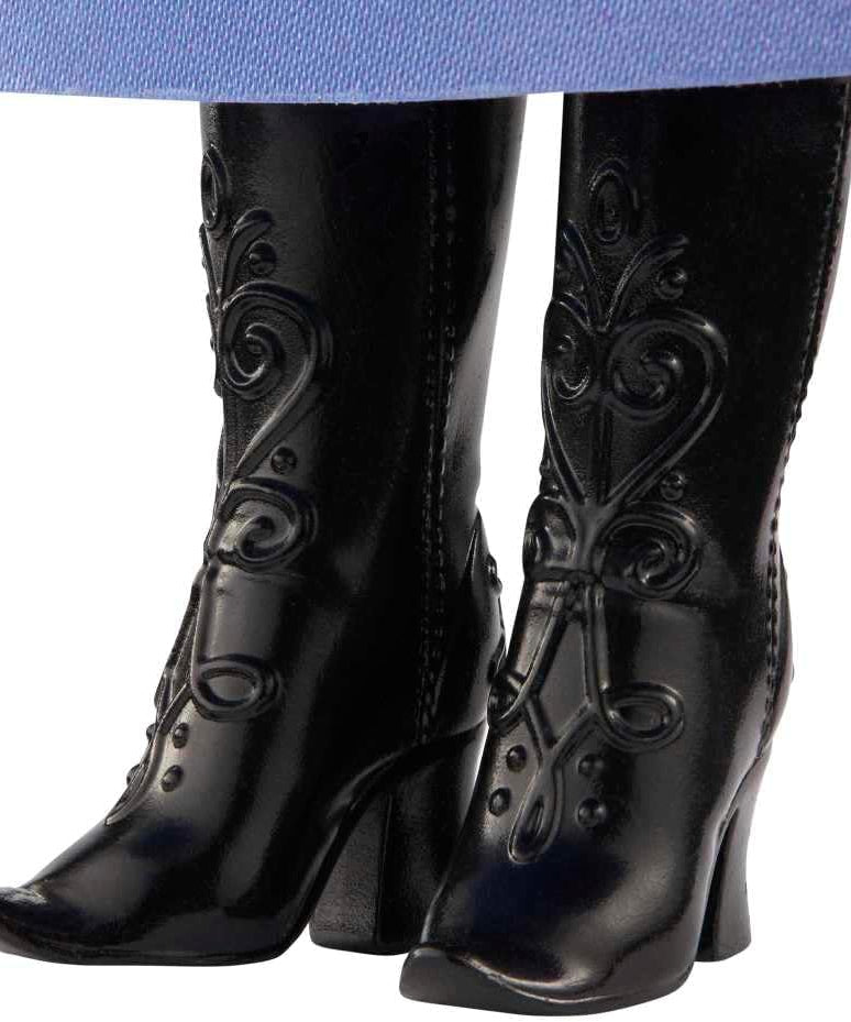 Mattel Disney Frozen Anna Fashion Doll with Travel Outfit and Accessories, Posable Movie Character Toy for Kids 3+