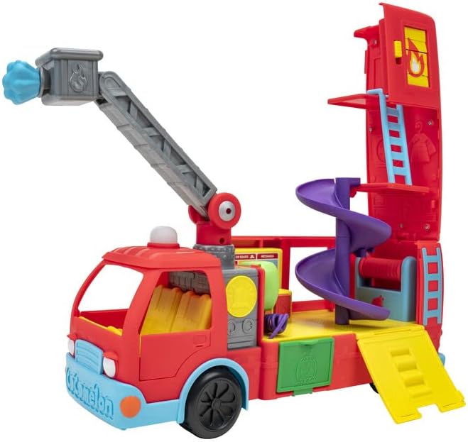 لعبة شاحنة الإطفاء المتحولة الفاخرة من كوكوميلون، مجموعة لعب تعمل بالبطارية مع أضواء وأصوات وسلّم، لشخصيتي رجلي الإطفاء جيه جيه ونينا للأطفال