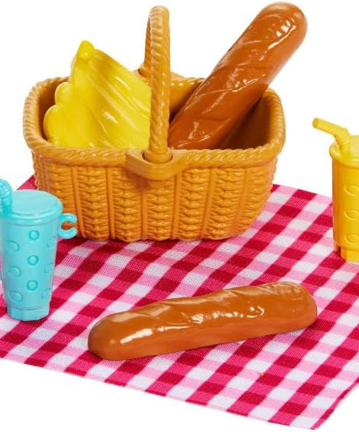 Barbie Family & Friends Dolls Picnic Playset, 2 Dolls with 9 Accessories, Imaginative Role-Play for Kids 3+