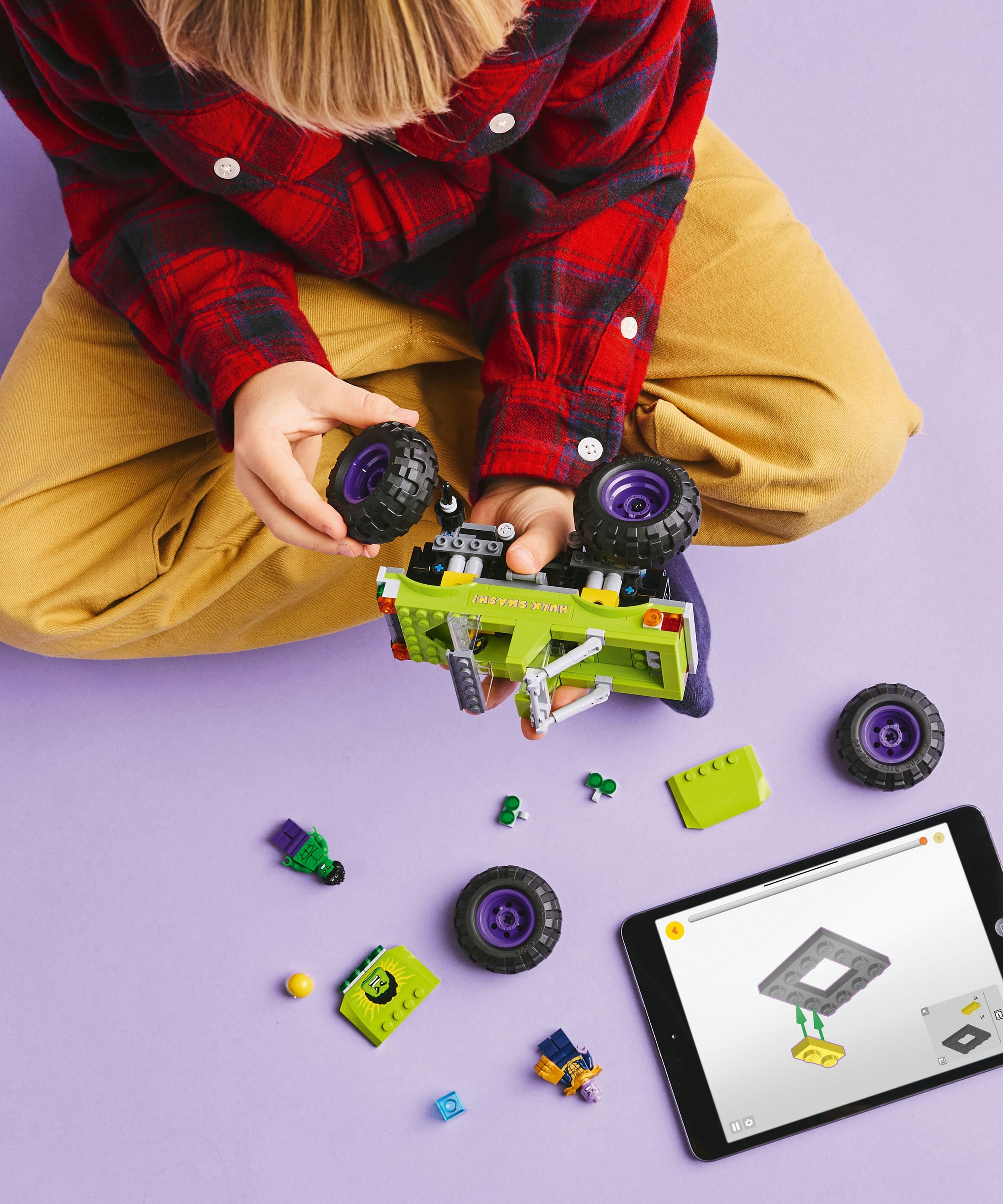 LEGO Super Heroes 76312 The Hulk Truck vs Thanos V29 Building Toy for Kids 7+