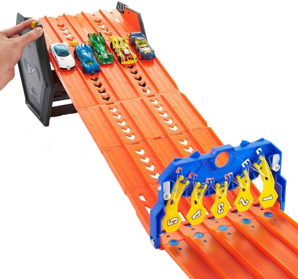 Hot Wheels Roll Out Raceway Track Set, Storage Bucket Unrolls into 5-Lane Racetrack, Includes 1 Hot Wheels Car, 4+ Years