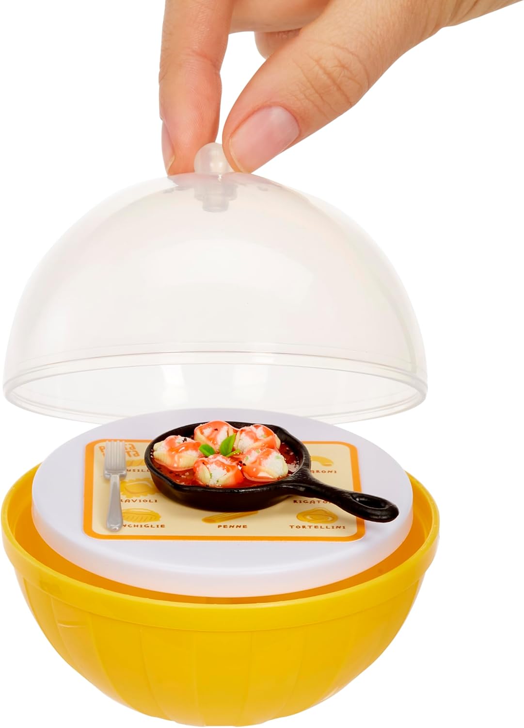 MGA’s Miniverse Make It Mini Foods Diner Series 4 Surprise, DIY Mini Resin Snack & Dessert Replicas with Ingredients, Recipe Card, Accessories, Table Display & Blind Packaging – 8 Styles- 546825