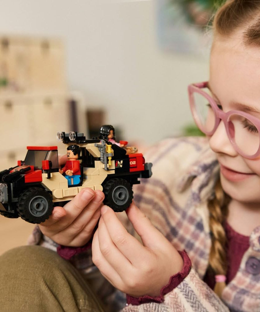 LEGO Jurassic World Raptor Off-Road Escape Dinosaur Toy incl 2 Dino Figures Off-Road Car Toy 2 Minifigures Gift for 6+ Year Old Boys Girls Rebirth Movie Fans 76972