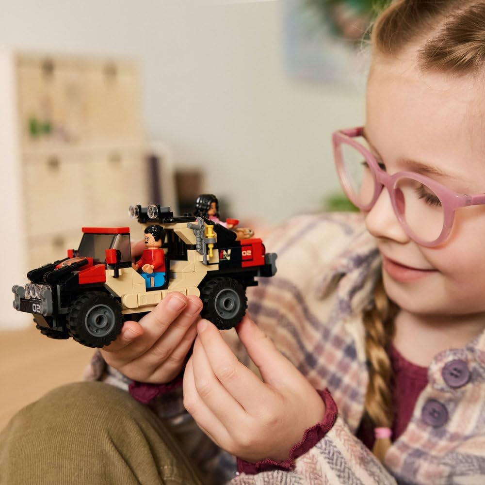 LEGO Jurassic World Raptor Off-Road Escape Dinosaur Toy incl 2 Dino Figures Off-Road Car Toy 2 Minifigures Gift for 6+ Year Old Boys Girls Rebirth Movie Fans 76972