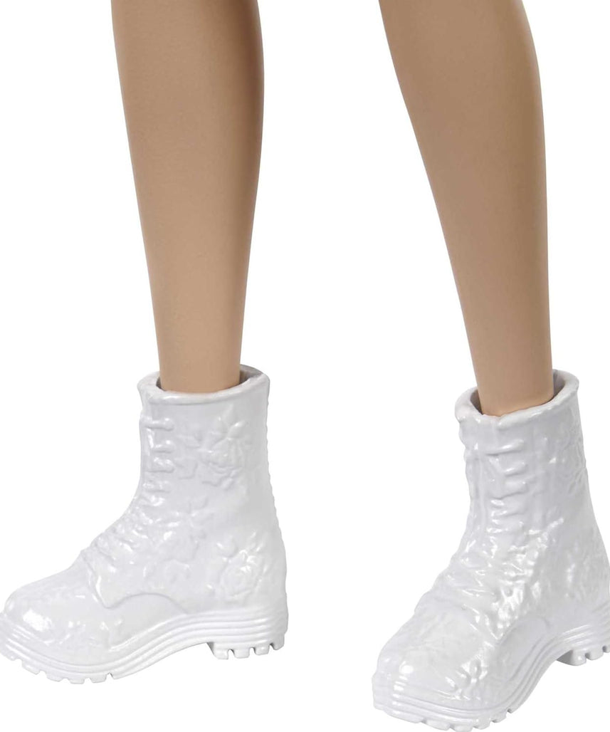 Barbie Fashionistas Doll 160 Long Brunette Hair Orange Patterned Dress White Shoes Yellow Choker GRB52 Multicolour Toy for Kids 3 to 8 Years