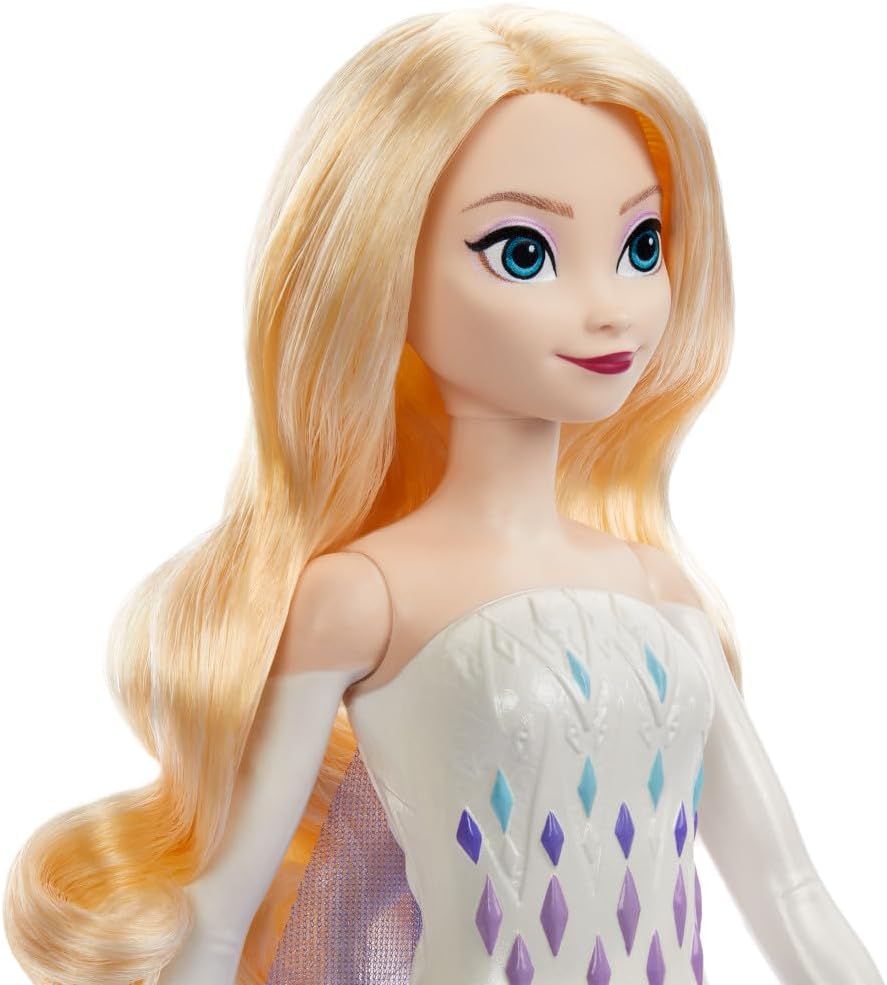 Mattel Disney Frozen Elsa Fashion Doll & Sand Set with Olaf Figure, Moldable “Snow” Sand & 4 Stampers, Elsa & Olaf Adventures, Inspired by Disney Movie