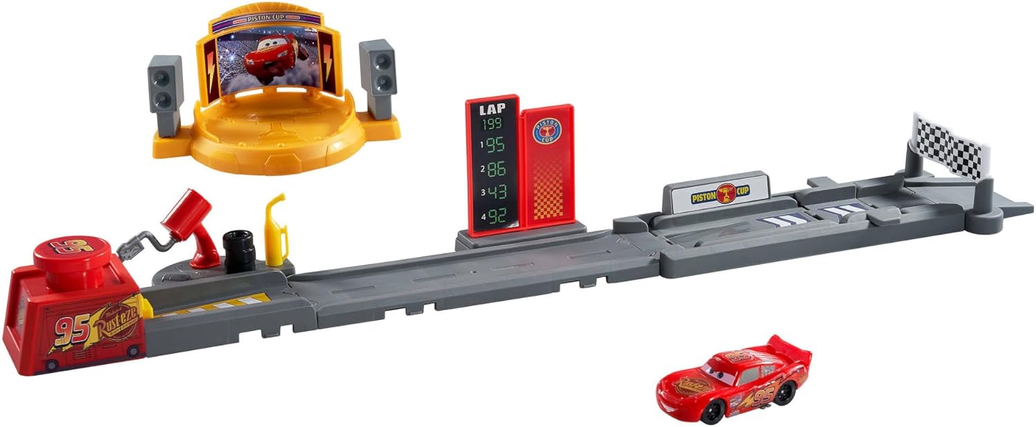 Mattel Disney Pixar Cars Piston Cup Jump & Stunt Runway Playset with Lightning McQueen, 2 Ways to Play, Ages 4+