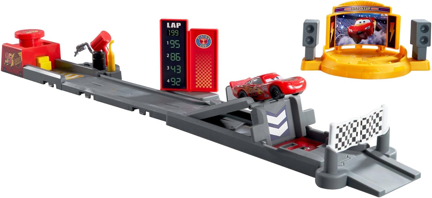 Mattel Disney Pixar Cars Piston Cup Jump & Stunt Runway Playset with Lightning McQueen, 2 Ways to Play, Ages 4+