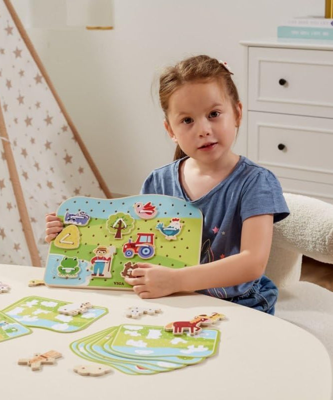 Viga Wooden Farm Lacing Game Set, Educational Wooden Threading Toy with 20 Lacing Plates, 3 Threads and 10 Pattern Cards, Fine Motor Skills Activity for Kids, Ages 2+