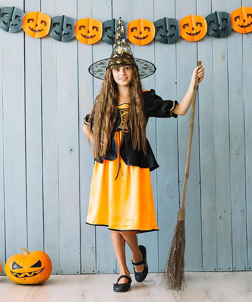 Amscan Straw Broom Witch Accessory, Brown