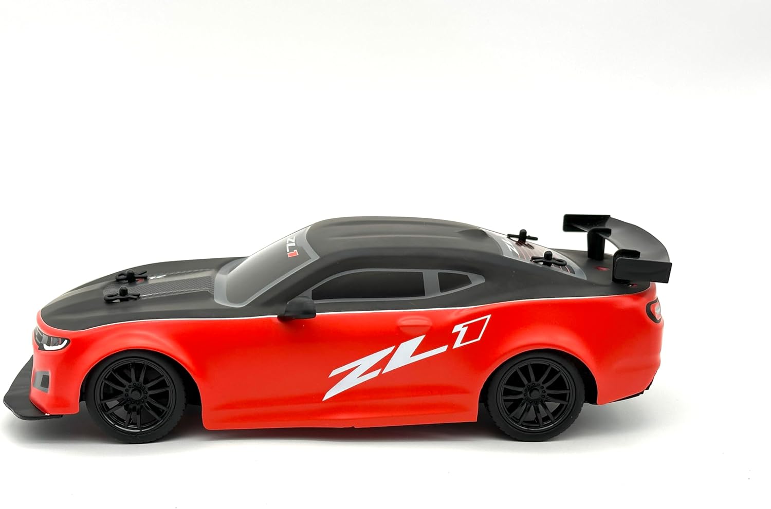 D-Power 1:16 Chevrolet Camaro ZL1 2021 RC Car, Vapor Exhaust Effect, 2.4GHz Remote Control, Rechargeable Battery, Ages 6+