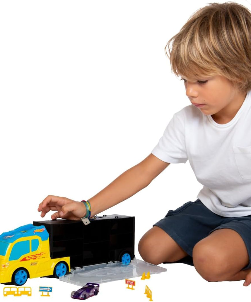 ODS 42041 Hot Wheels Transporter 40, Two Sided Folding Carry Case with Practical Handle and Car Slide, Includes 3 Original Vehicles and Road Signs, Freewheel Operation, Durable Plastic, Orange, Toy Car Storage and Playset for Kids Ages 3 and Up