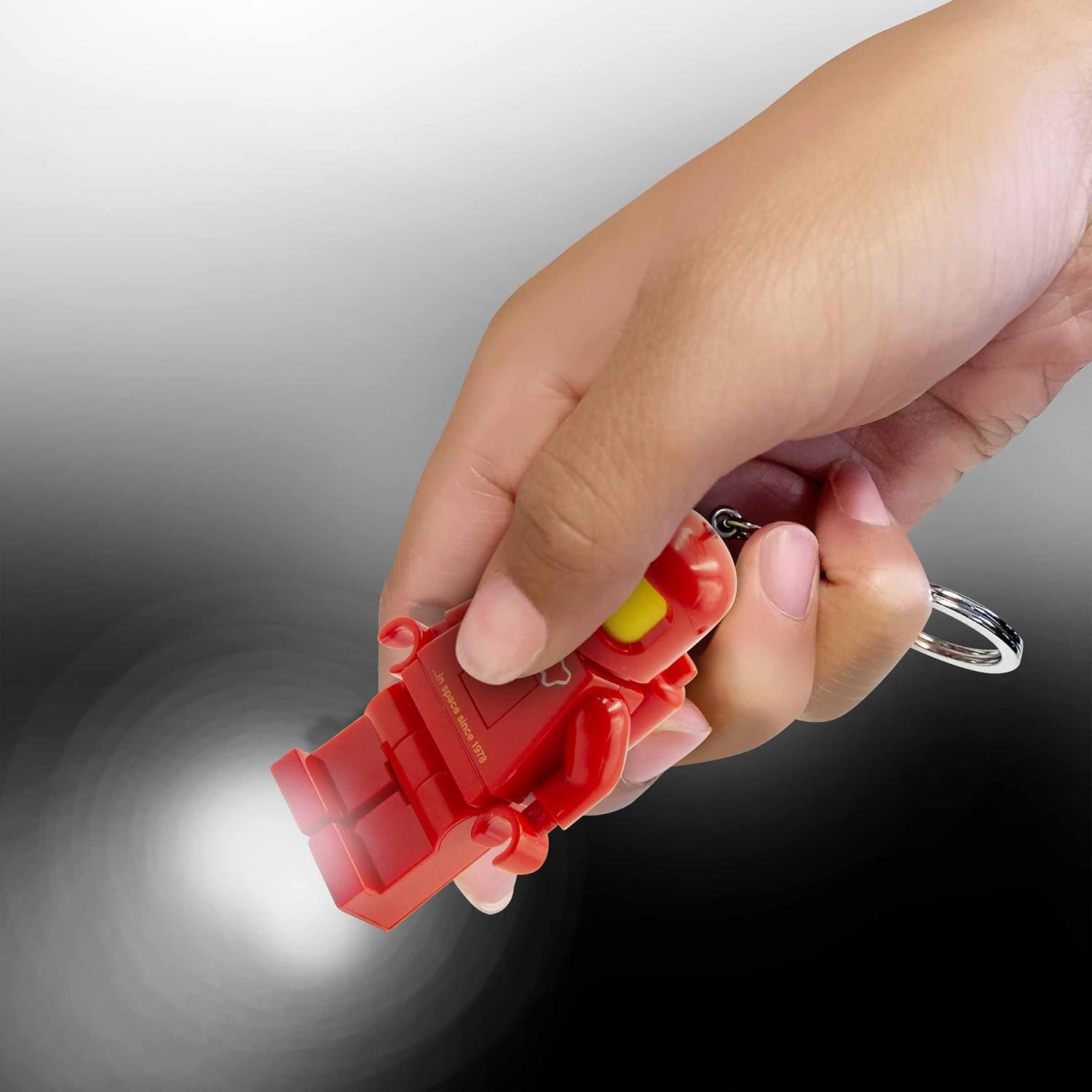 IQ Lego Iconic Schlüsselanhänger mit LED-Taschenlampe Spielzeuggeschenke für Kinder - 76 mm große Figur - 2 CR2025 Batterien enthalten