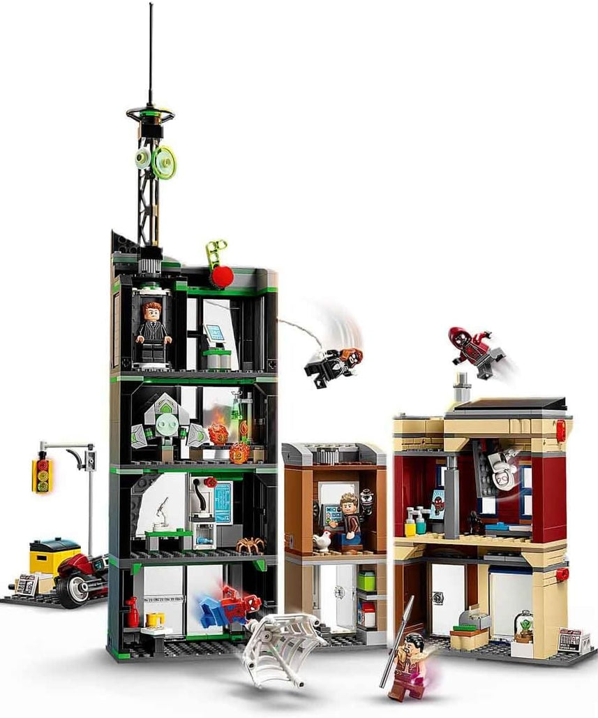 LEGO ǀ Marvel Spider-Man vs. Oscorp - Interactive Toy with a Motorbike, 8 Minifigures incl. Miles Morales & Green Goblin - Collectible Super Hero Gift for 10+ Year Old Boys & Fans - 76324