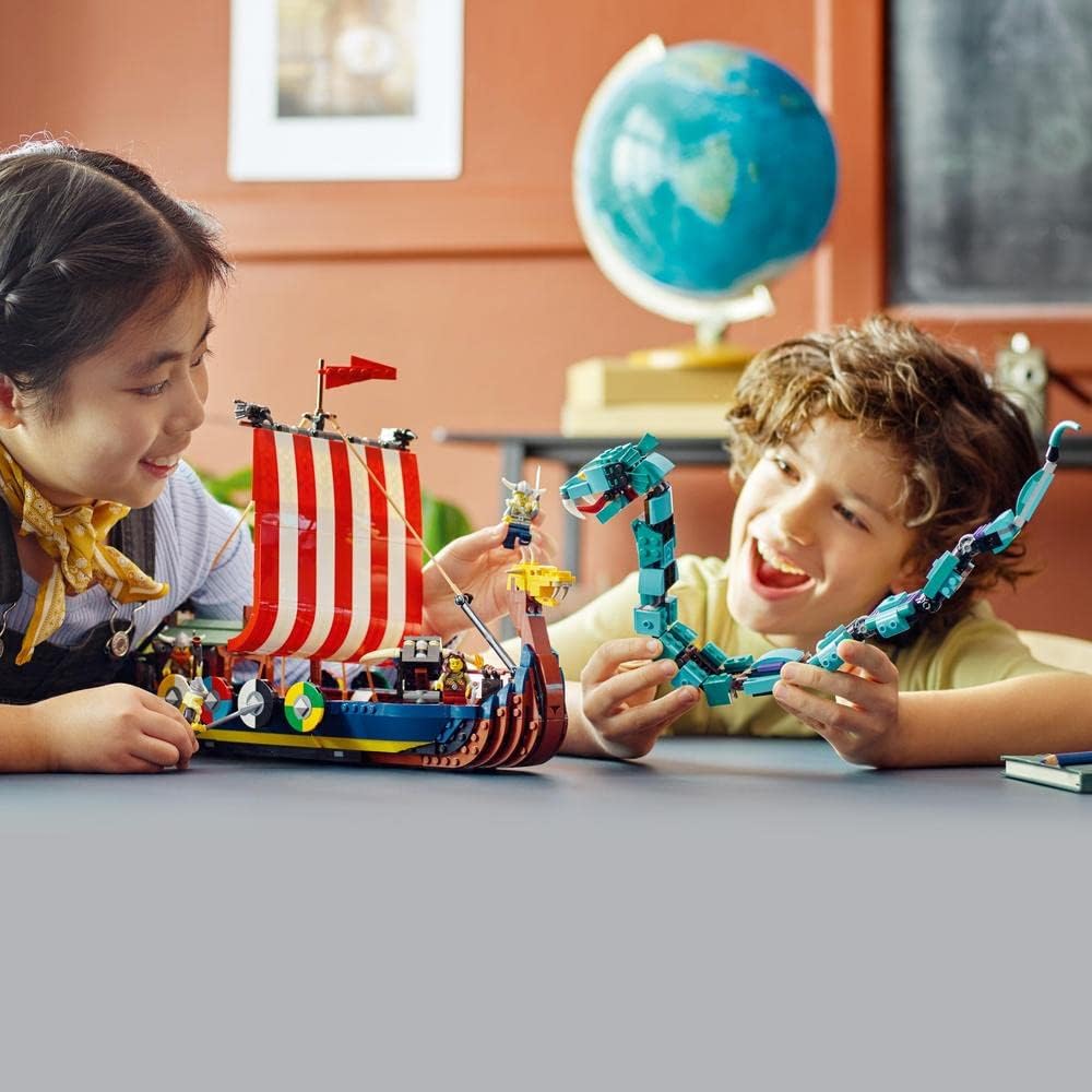 مجموعة بناء سفينة الفايكنج وثعبان ميدجارد 31132 من ليجو كريتور، 3 في 1، مع 4 مجسمات صغيرة، مناسبة للأطفال من عمر 9 سنوات فما فوق